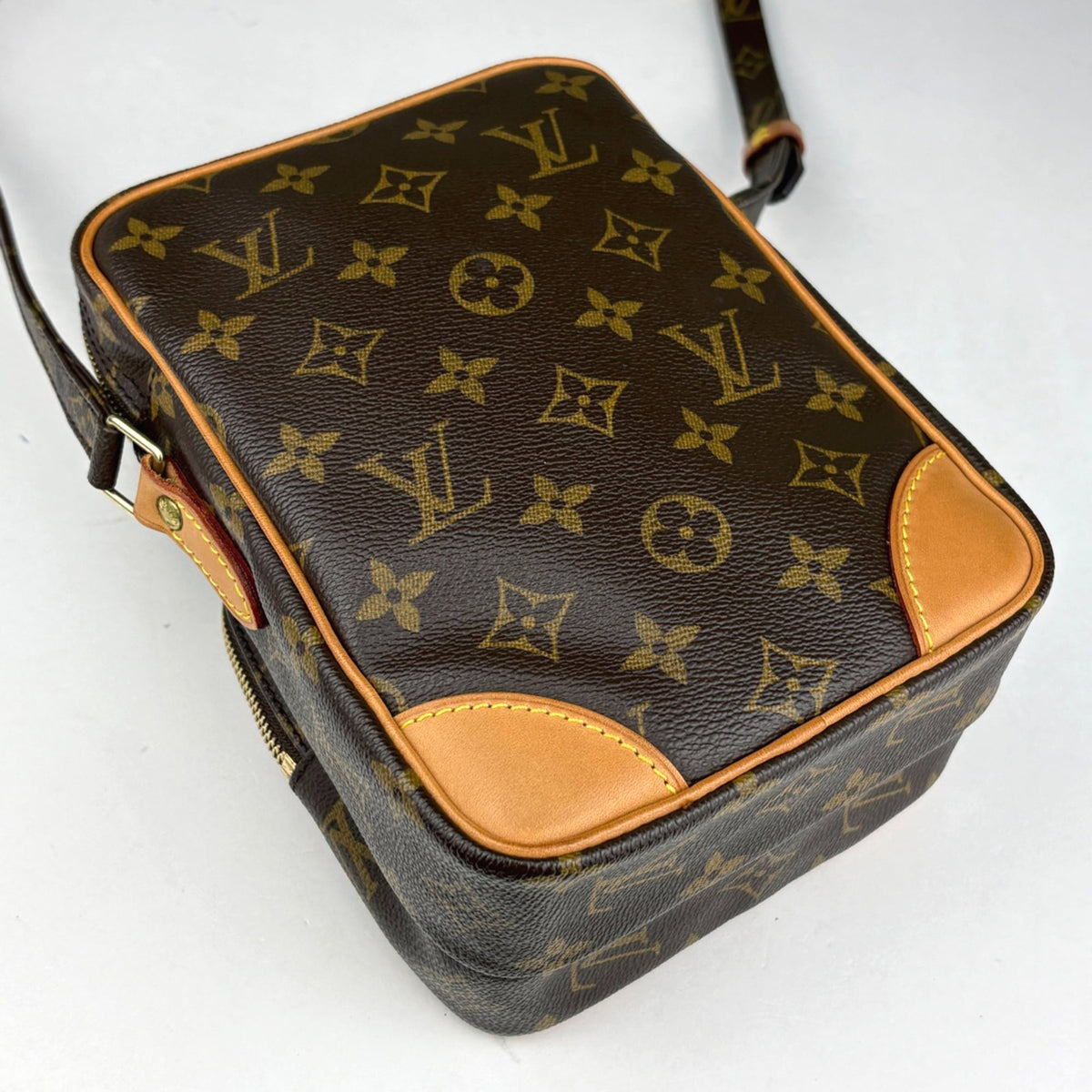 Louis Vuitton Monogram Brown Monogram Monogram Shoulder Bag (Pre-Owned)