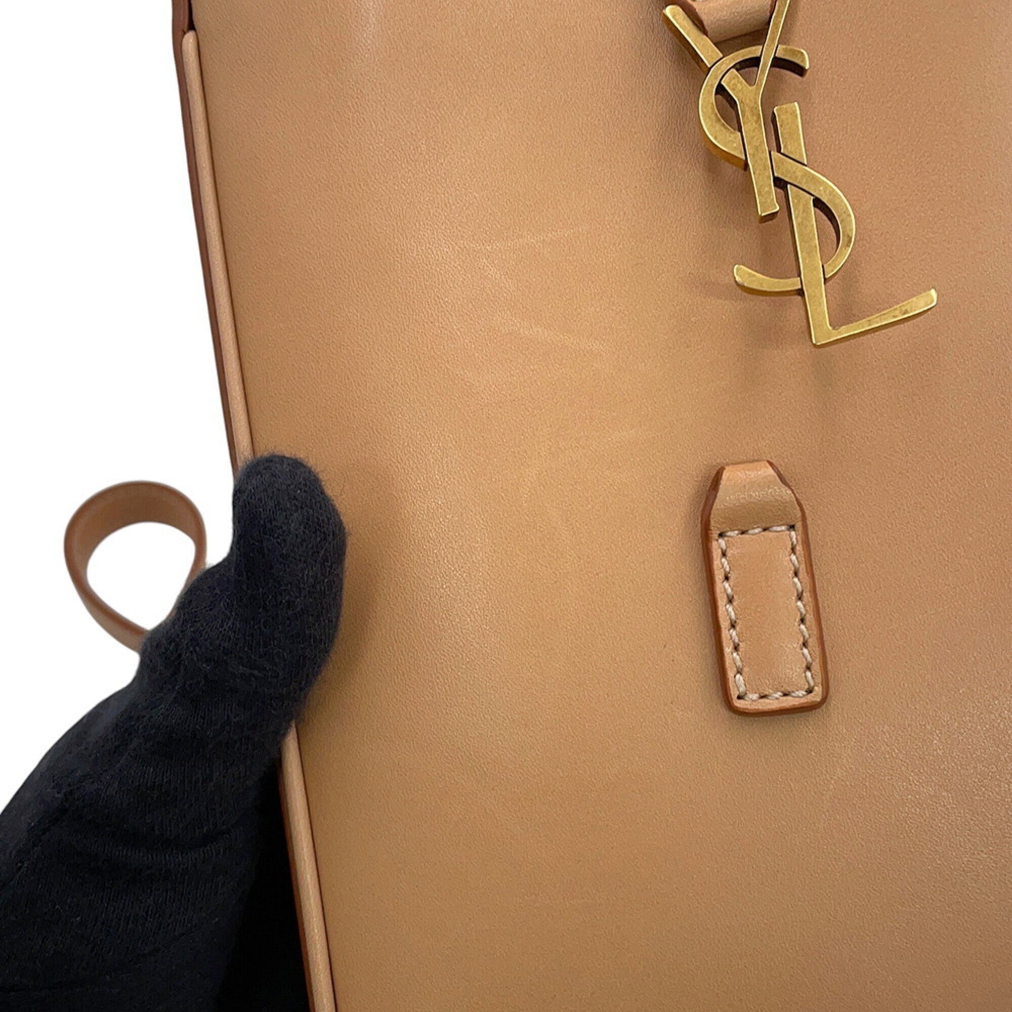 Yves Saint Laurent Beige Leather Handbag Shoulder Bag (Pre-Owned)
