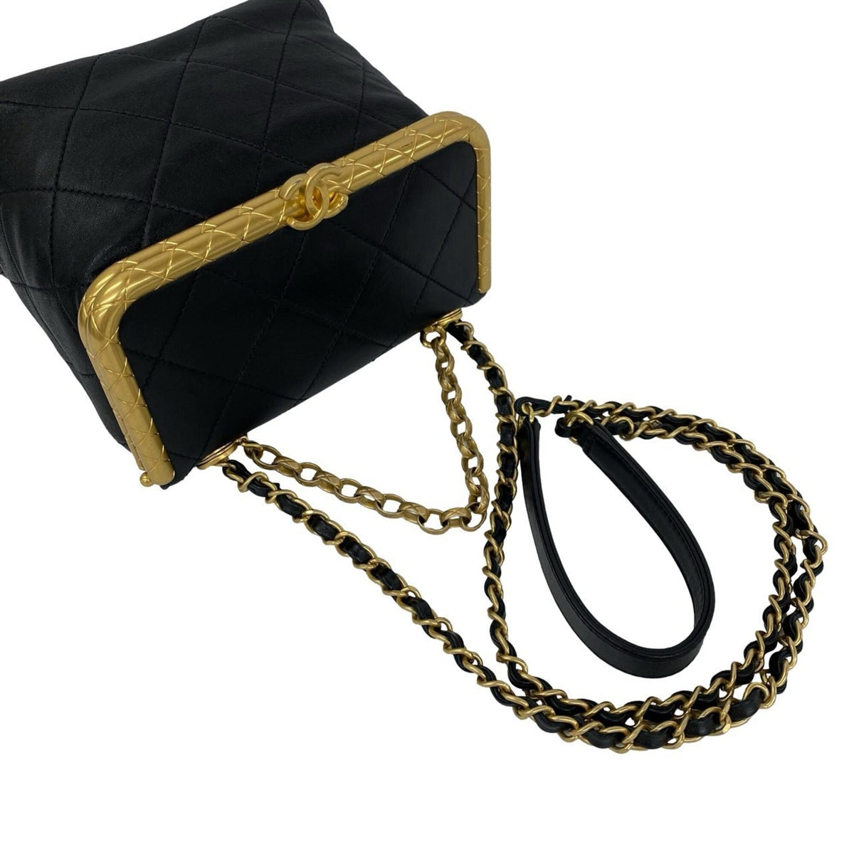 Chanel Black Leather Handbag Shoulder Bag (Pre-Owned)
