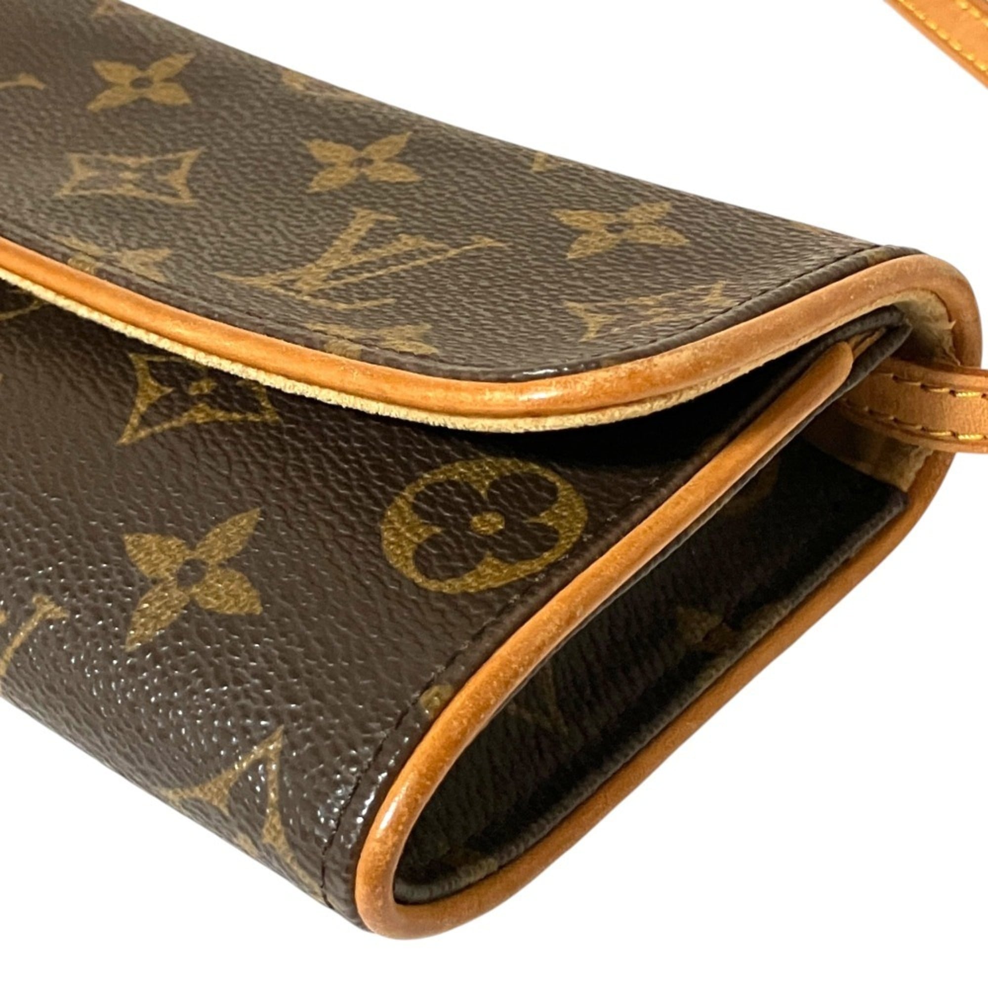 Louis Vuitton Monogram Brown Monogram Pochette Shoulder Bag (Pre-Owned)