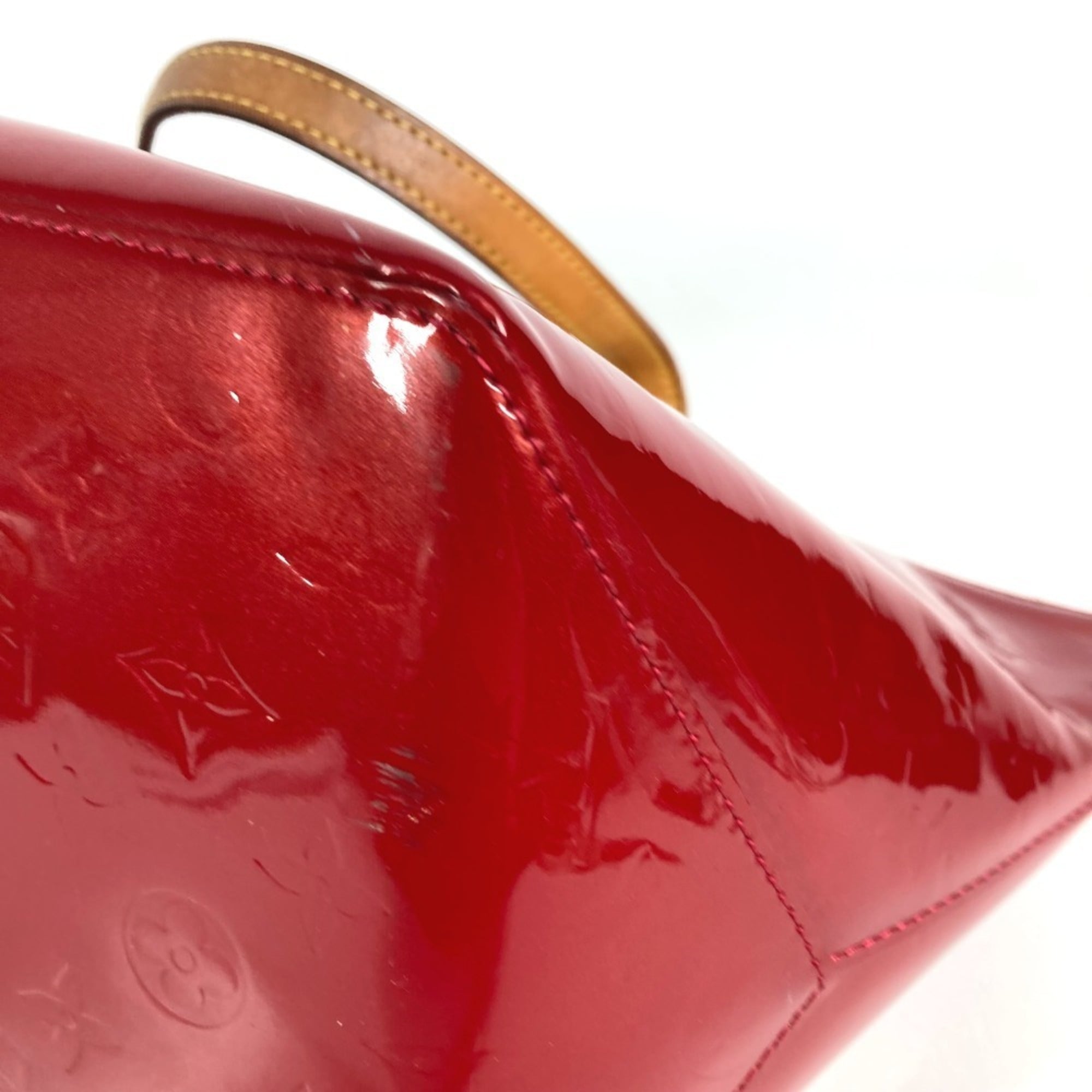 Louis Vuitton Pomme D'amour Red Color Monogram Vernis Canvas Shoulder Bag Tote Bag (Pre-Owned)