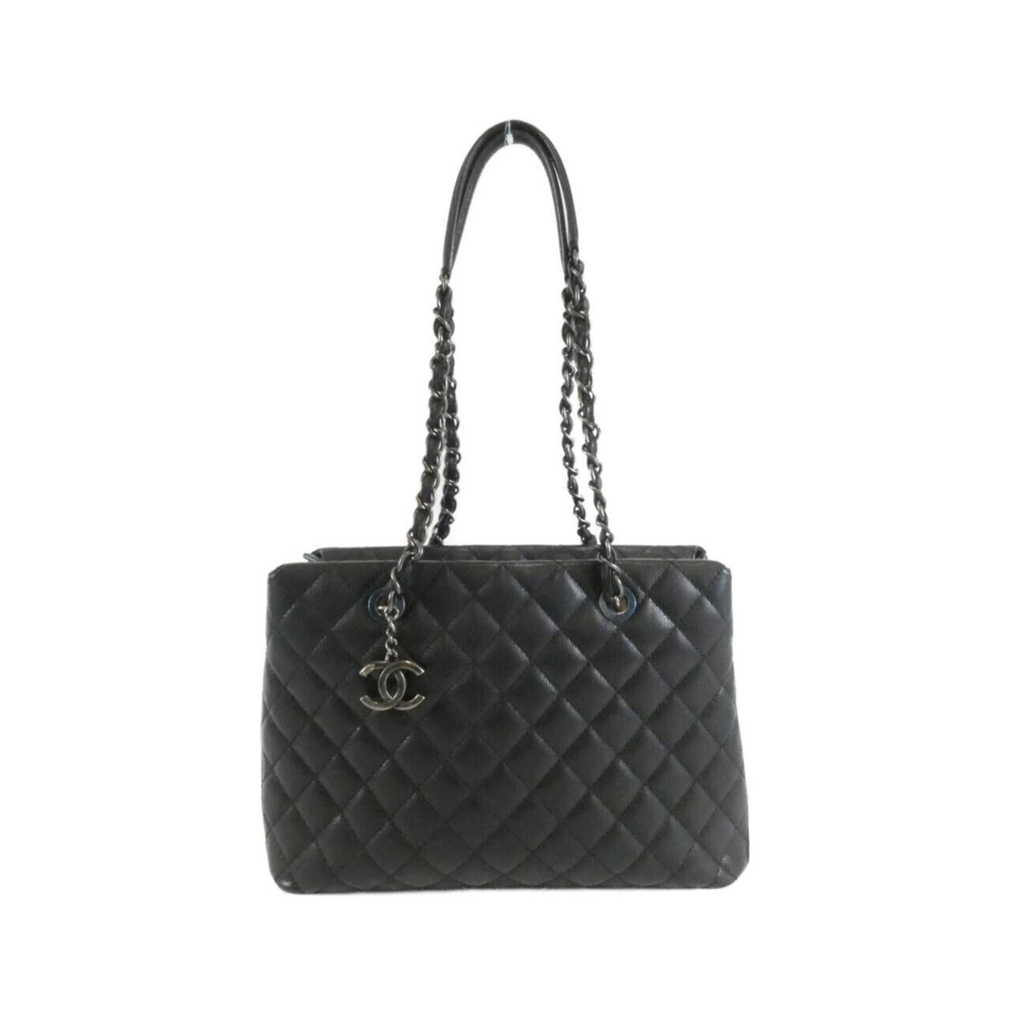 Chanel Black Grained Calfskin Shoulder Bag (Pre-Owned)