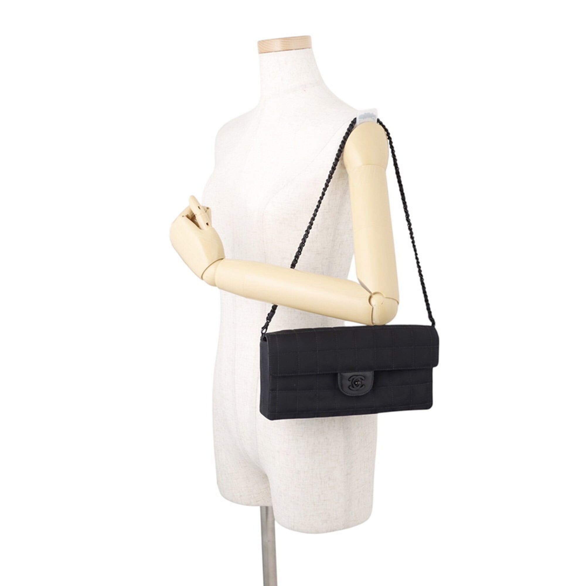 Chanel New Travel Line Black Nylon Handbag Shoulder Bag (Pre-Owned)