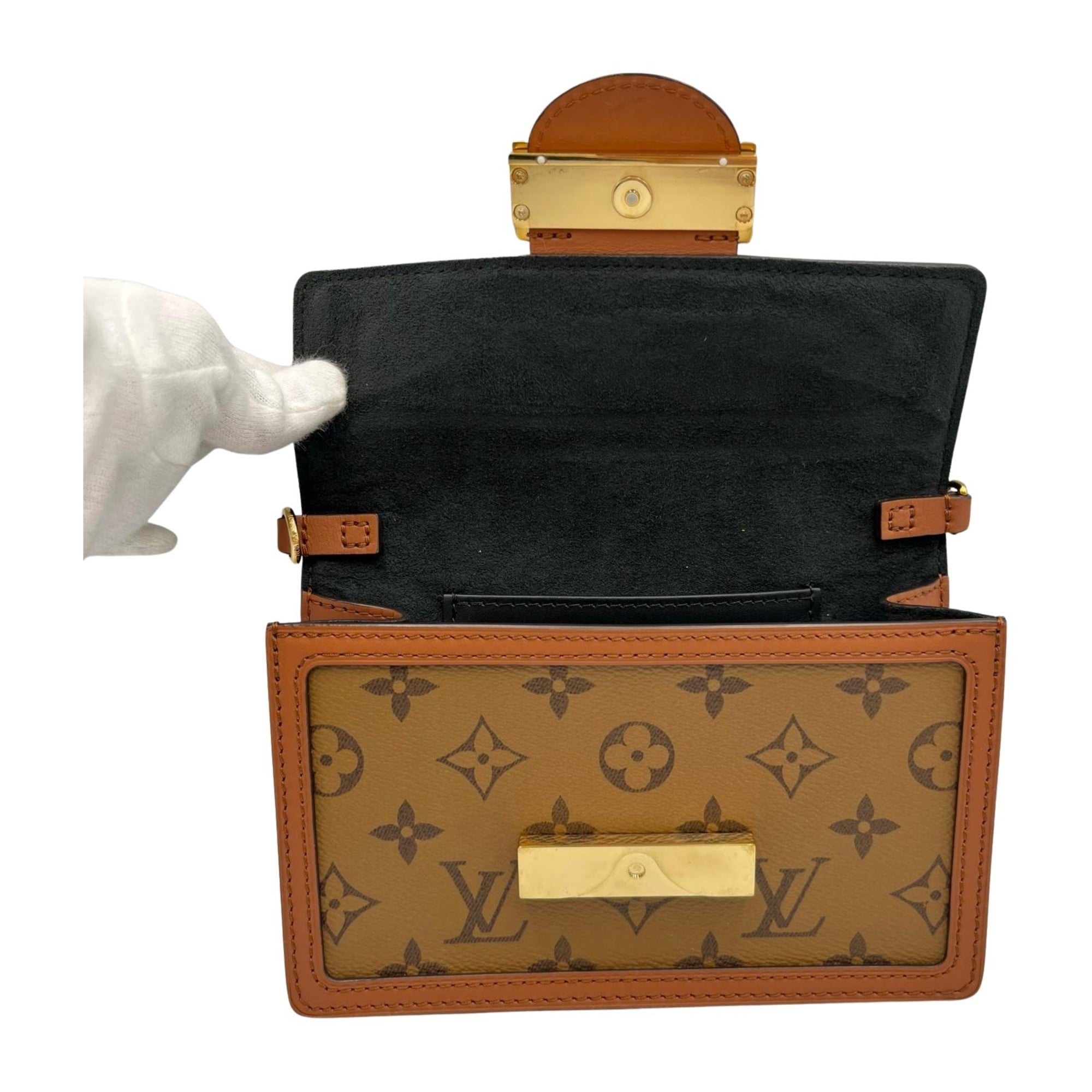 Louis Vuitton Brown Leather Shoulder Bag (Pre-Owned)