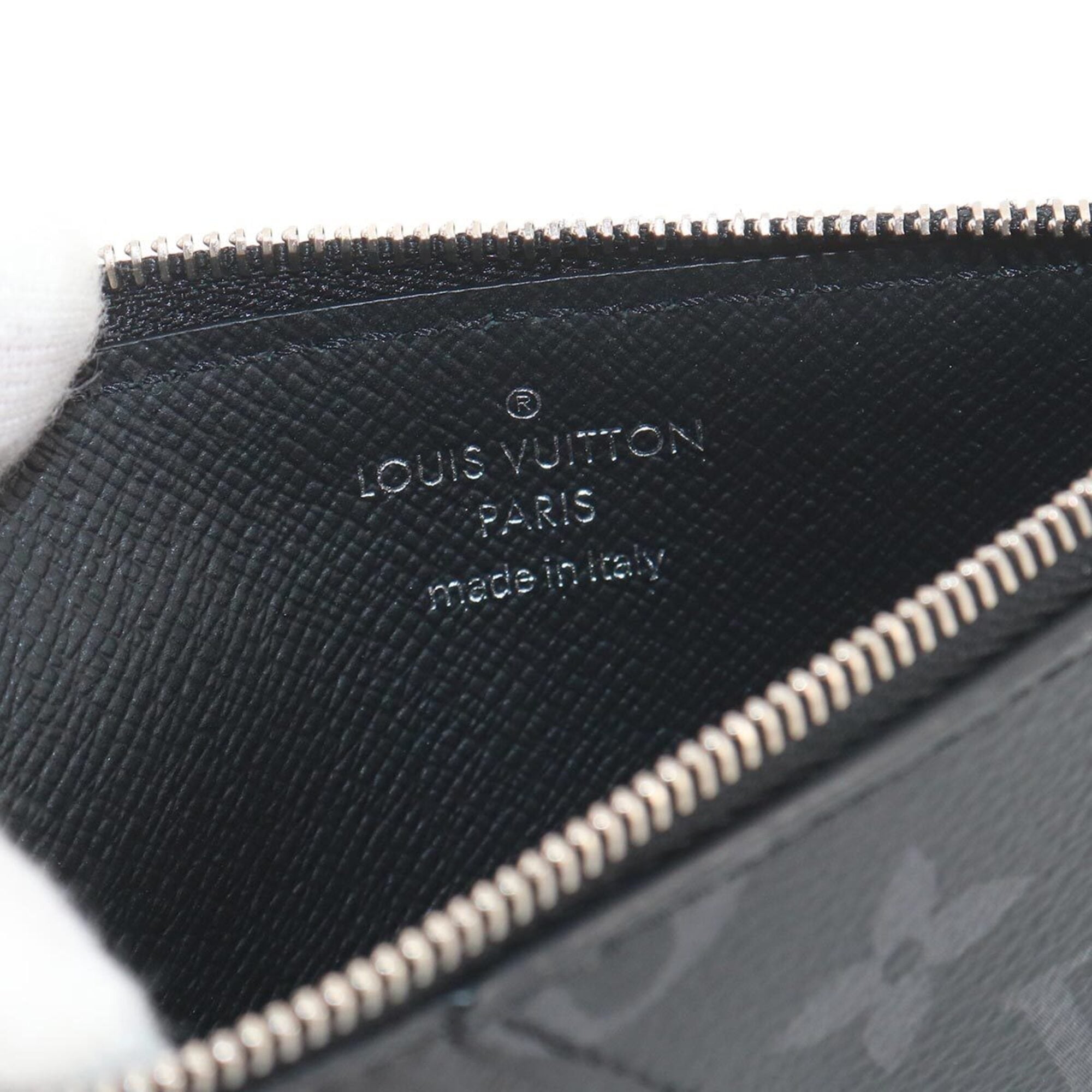 Louis Vuitton Noir Taiga Leather Monogram Eclipse Coin Purse/Coin Case (Pre-Owned)