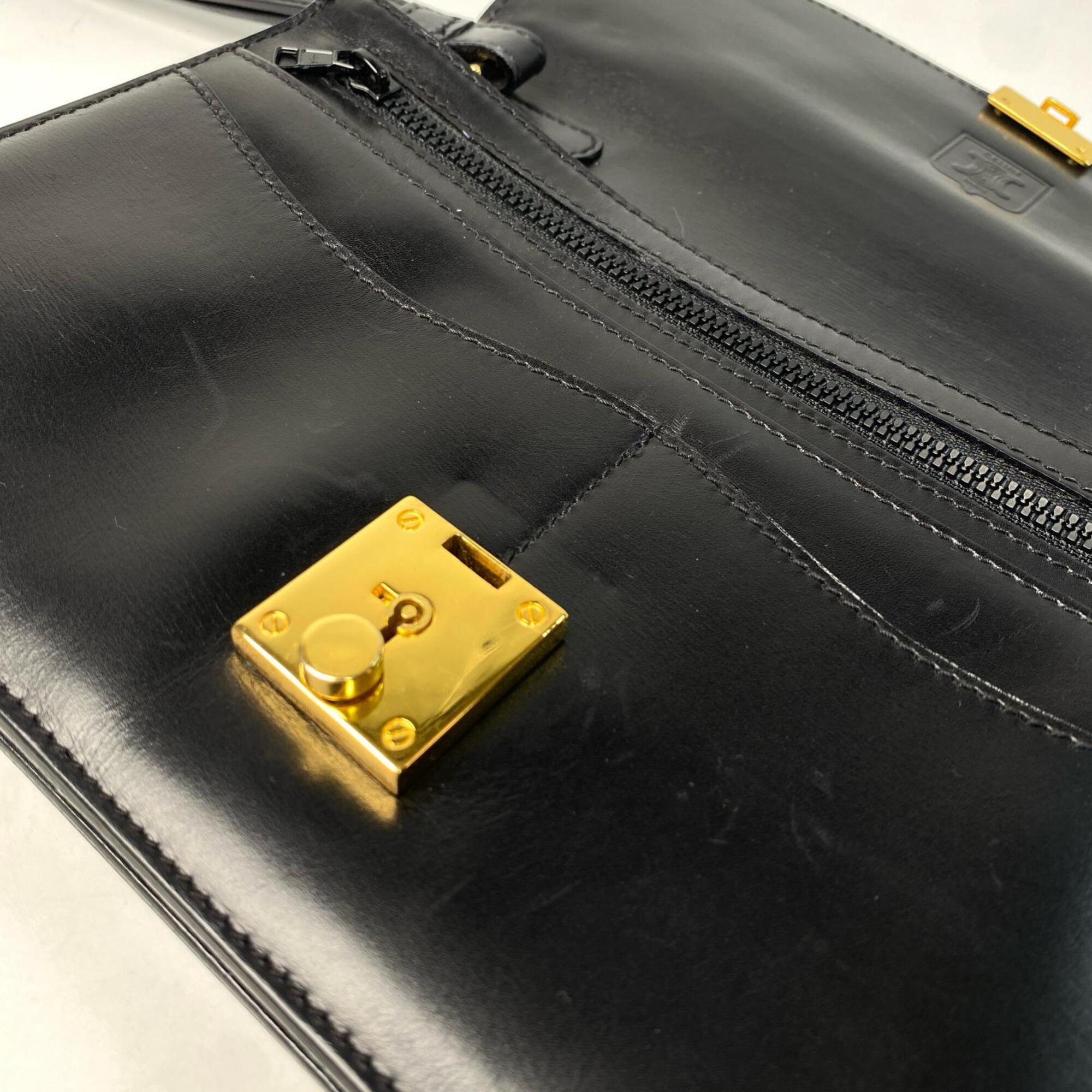 Celine Black Leather Clutch Bag (Pre-Owned)