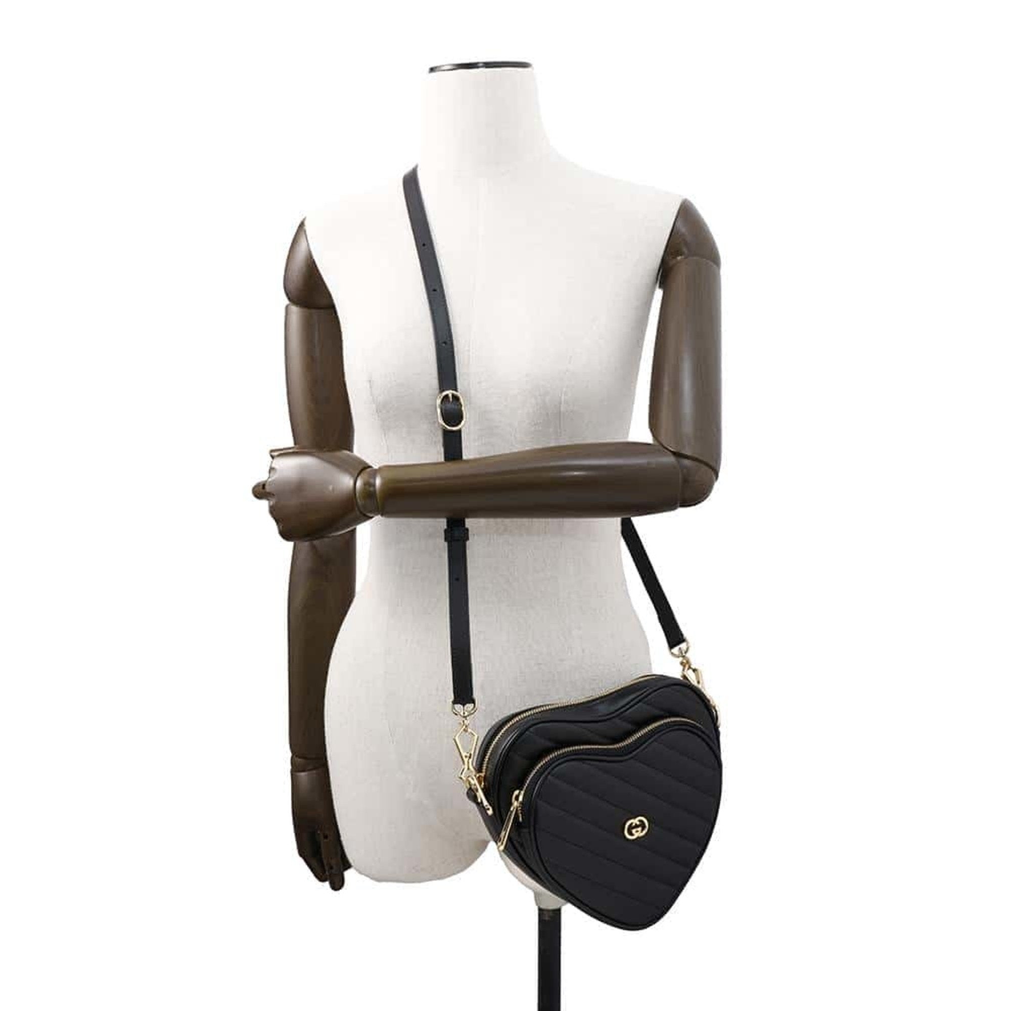 Gucci Black Leather Shoulder Bag (Pre-Owned)