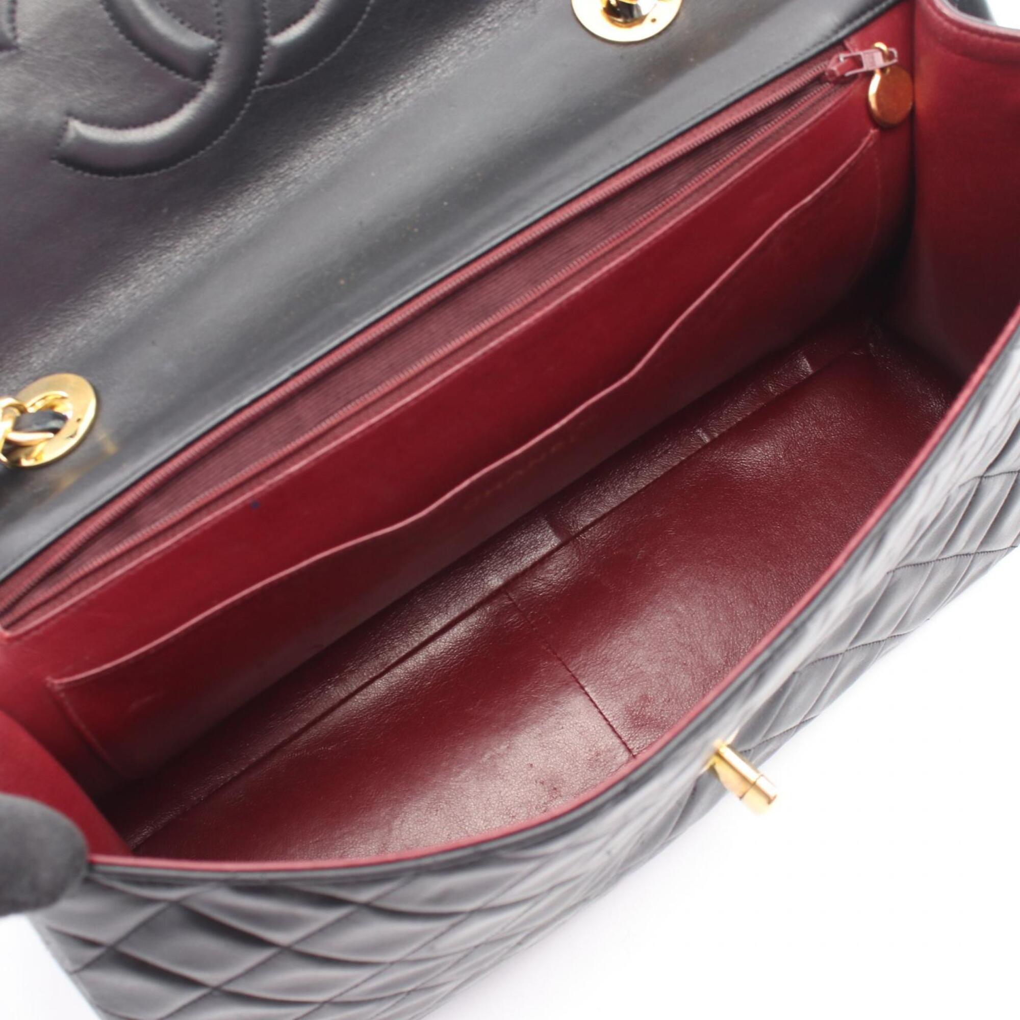 Chanel Black Leather Handbag Shoulder Bag (Pre-Owned)