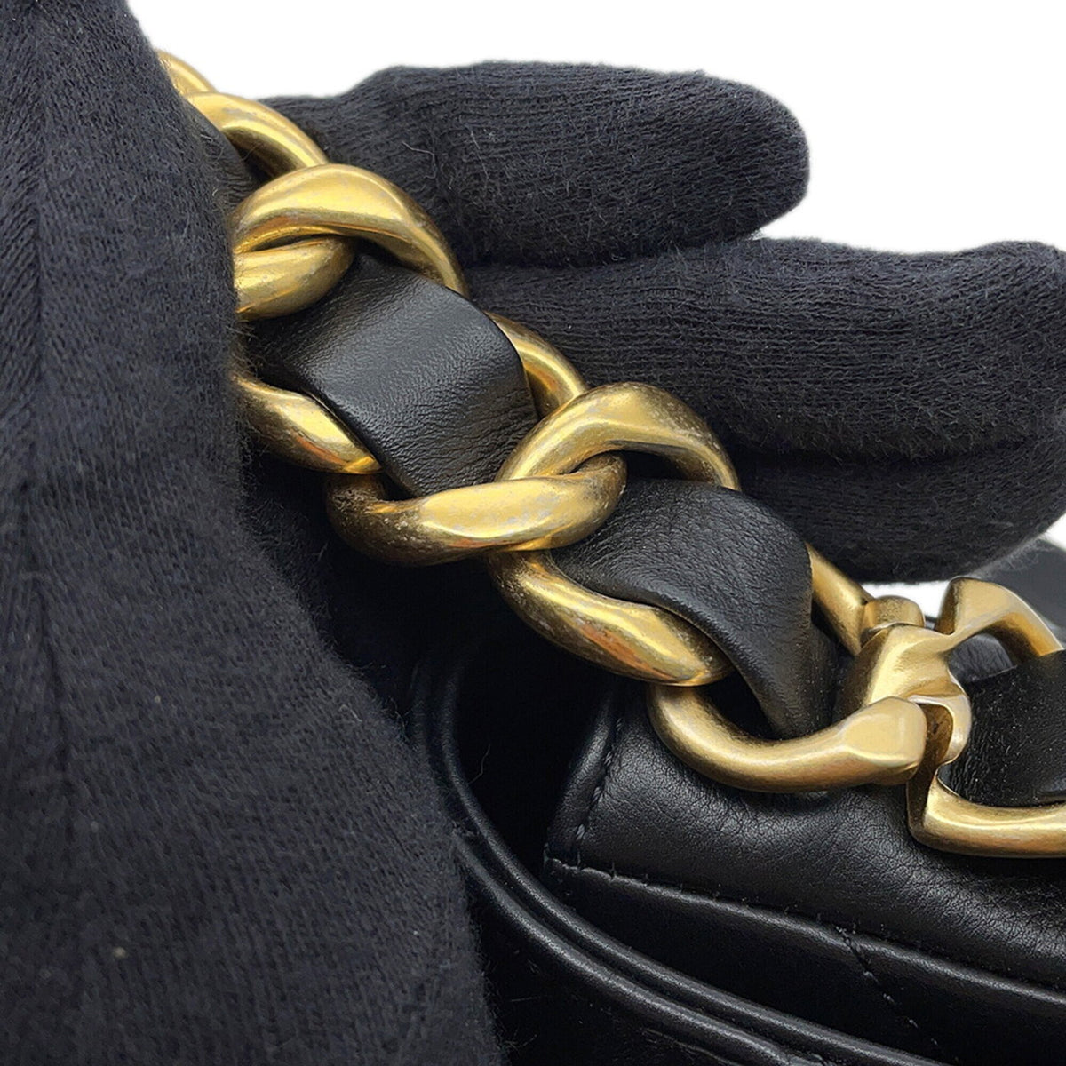 Chanel Matelasse Black Leather Handbag Shoulder Bag (Pre-Owned)