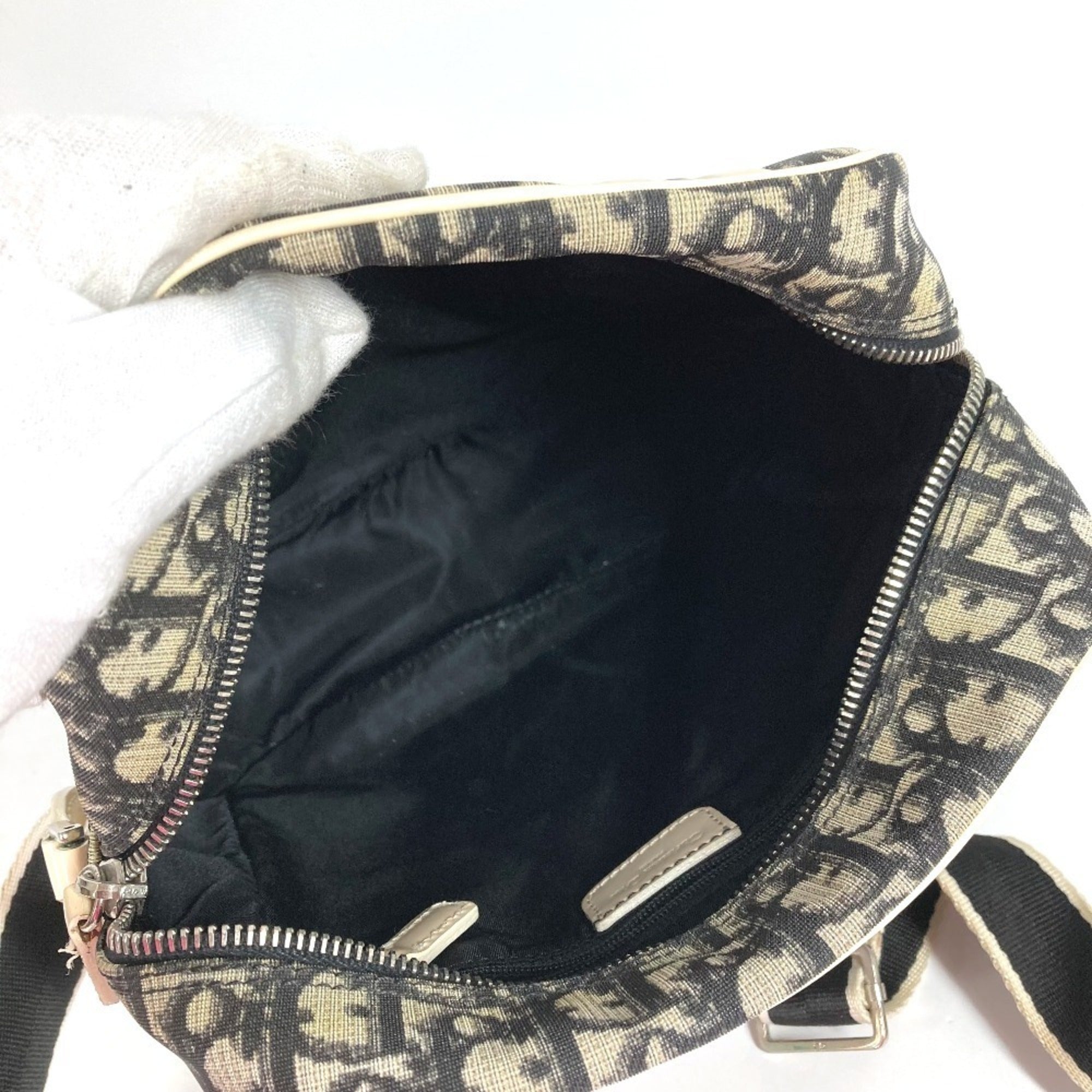 Christian Dior Black White Trotter Pochette Shoulder Bag (Pre-Owned)