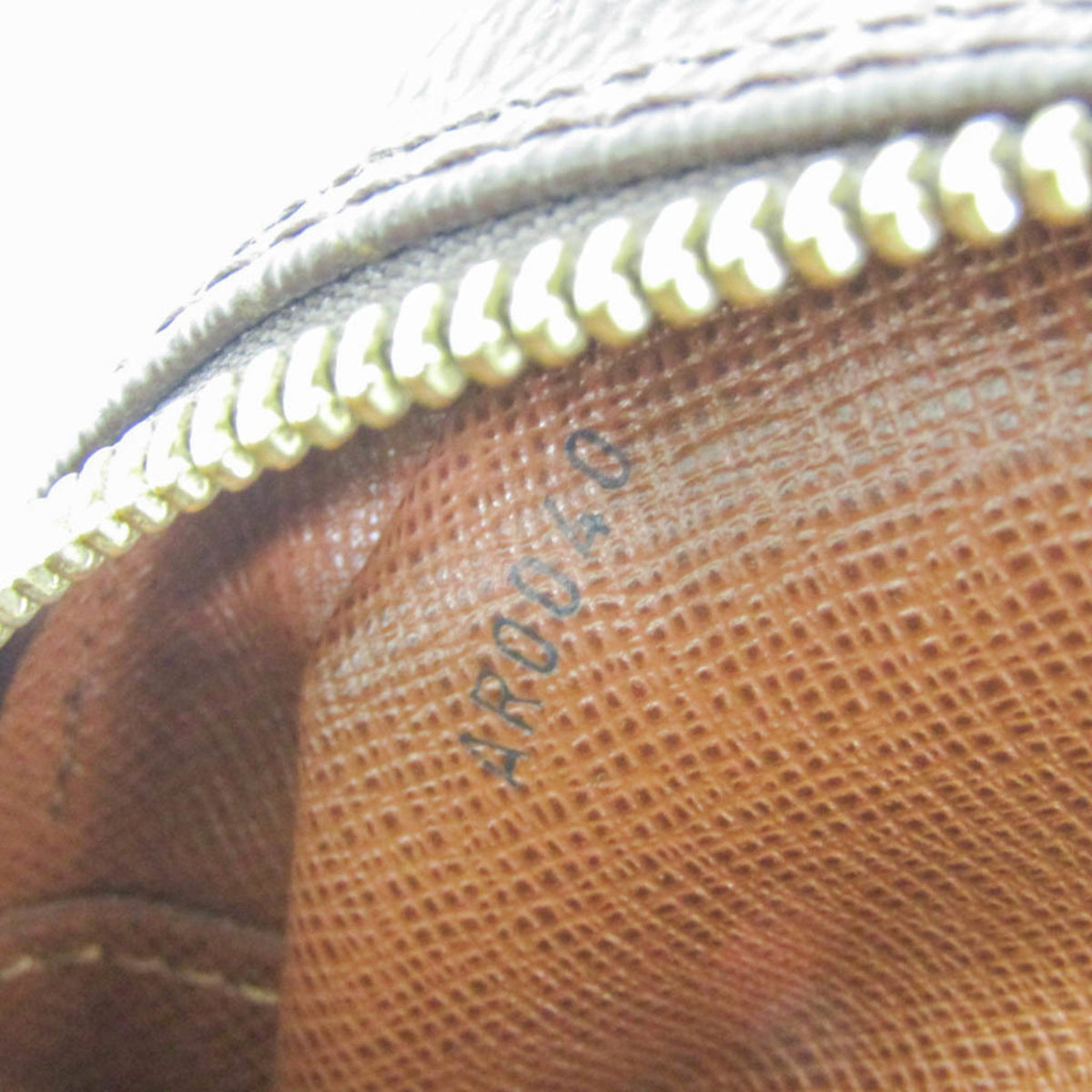 Louis Vuitton Monogram Monogram Monogram Shoulder Bag (Pre-Owned)