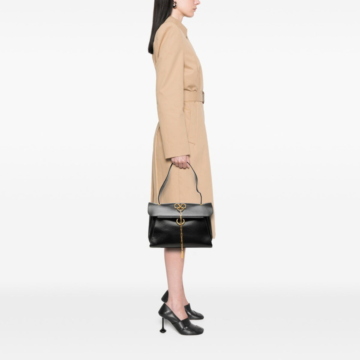 Valentino Black Leather Handbag Shoulder Bag (Pre-Owned)