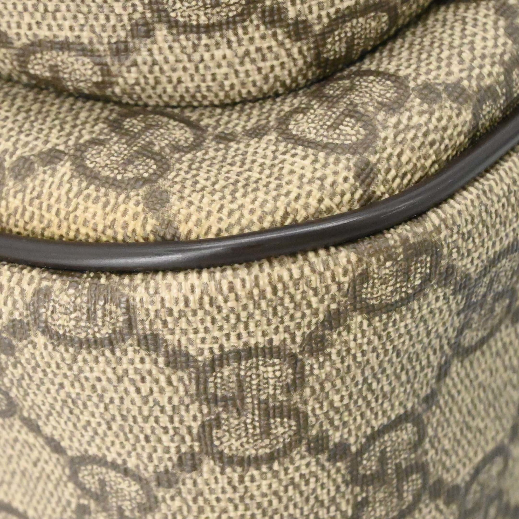 Gucci Beige Brown Pvc Leather Shoulder Bag (Pre-Owned)