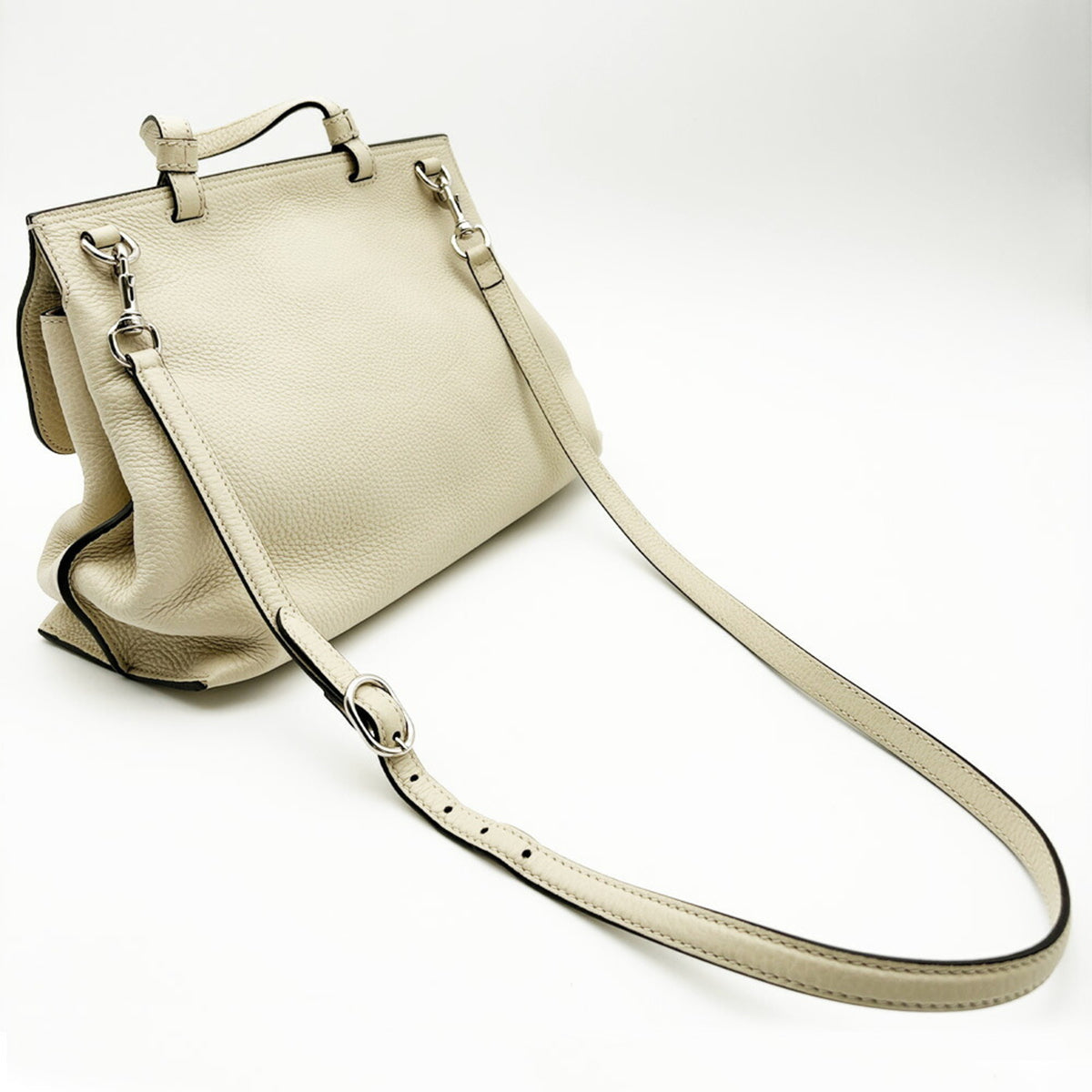 Gucci Bamboo Ivory Multi-Color Leather Shoulder Bag (Pre-Owned)