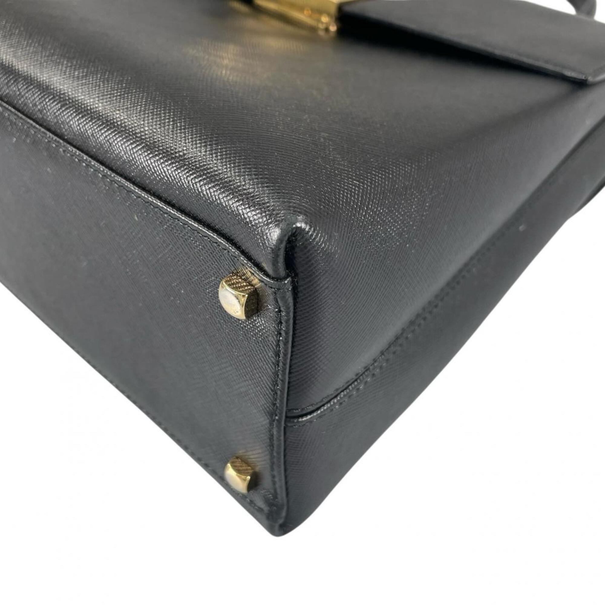 Salvatore Ferragamo Black Leather Handbag Shoulder Bag (Pre-Owned)
