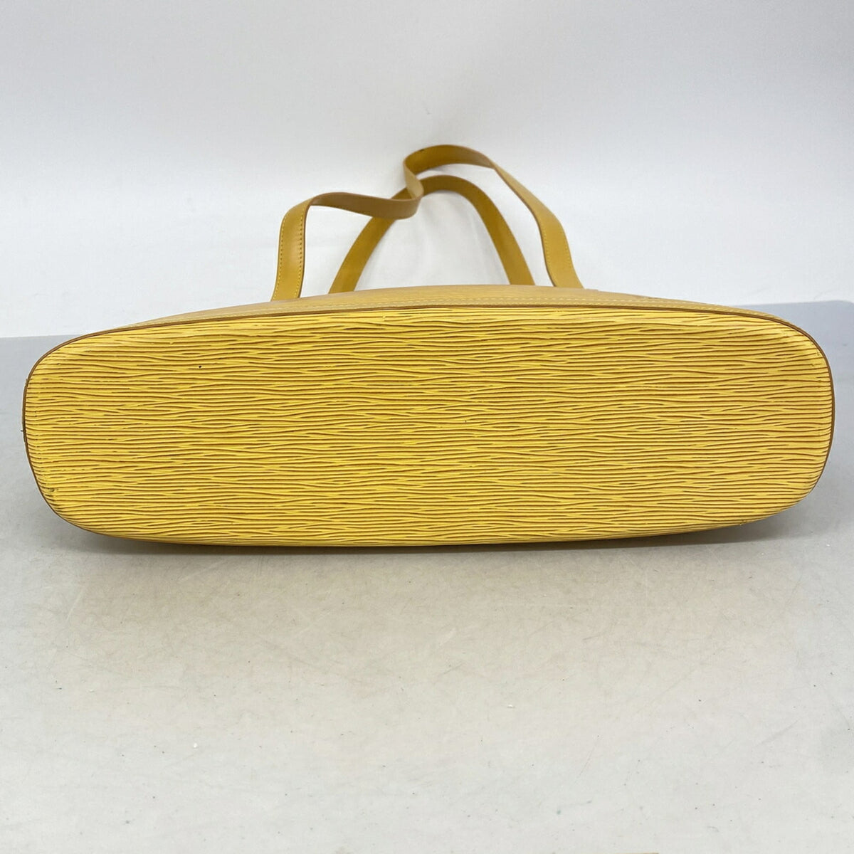 Louis Vuitton Jaune Shoulder Bag (Pre-Owned)