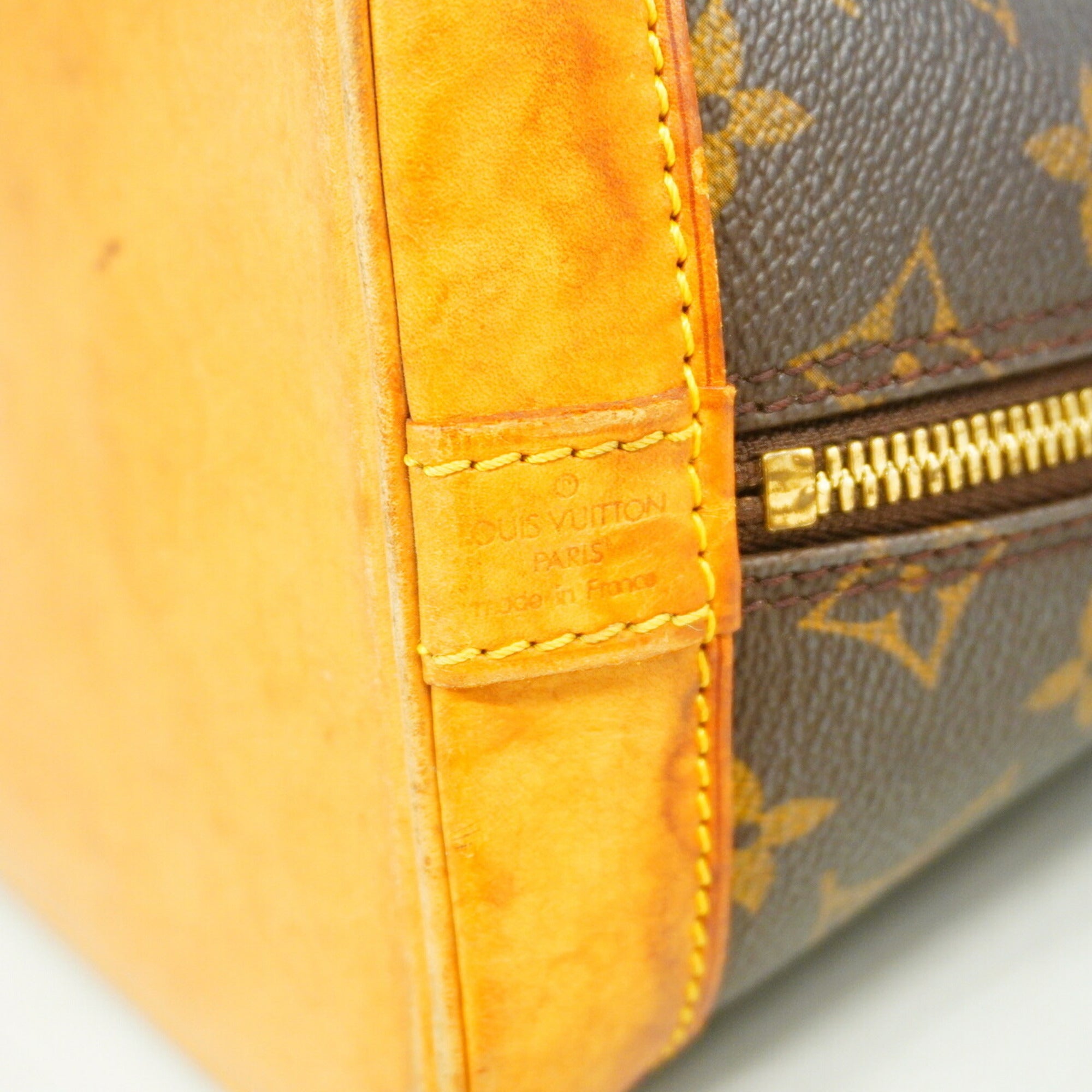 Louis Vuitton Brown Handbag (Pre-Owned)