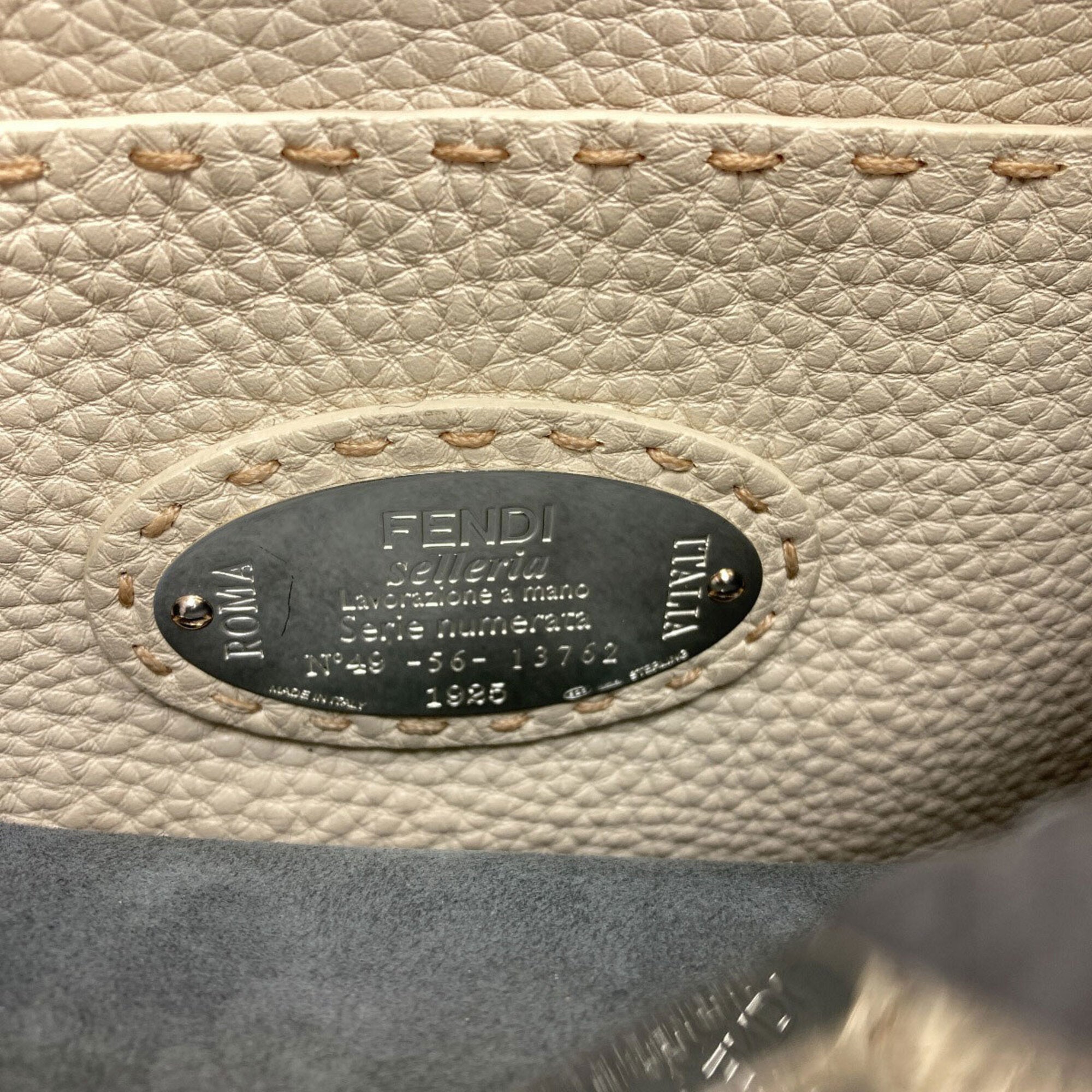 Fendi Selleria Gray Leather Handbag (Pre-Owned)