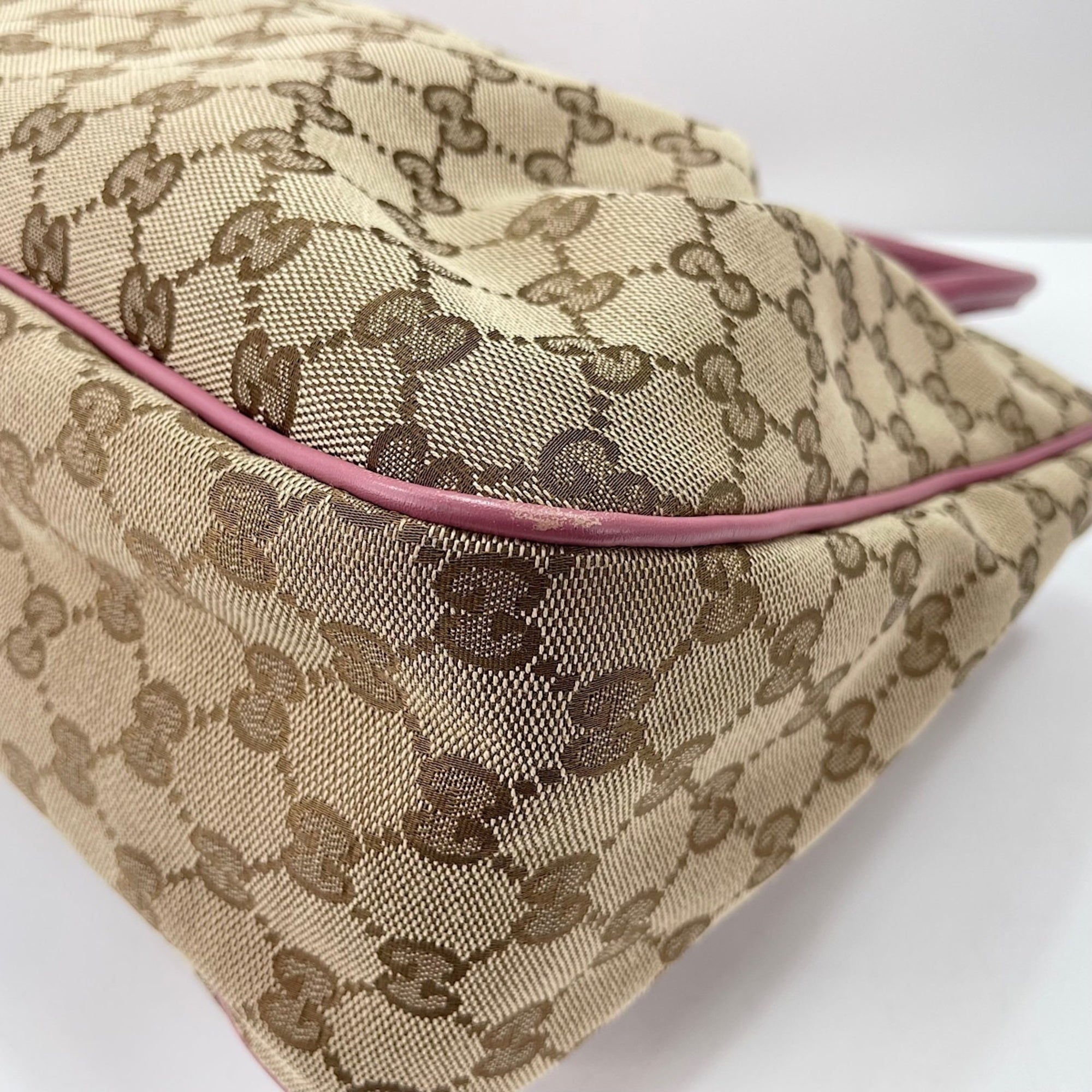 Gucci Sukey Beige Tote Bag (Pre-Owned)