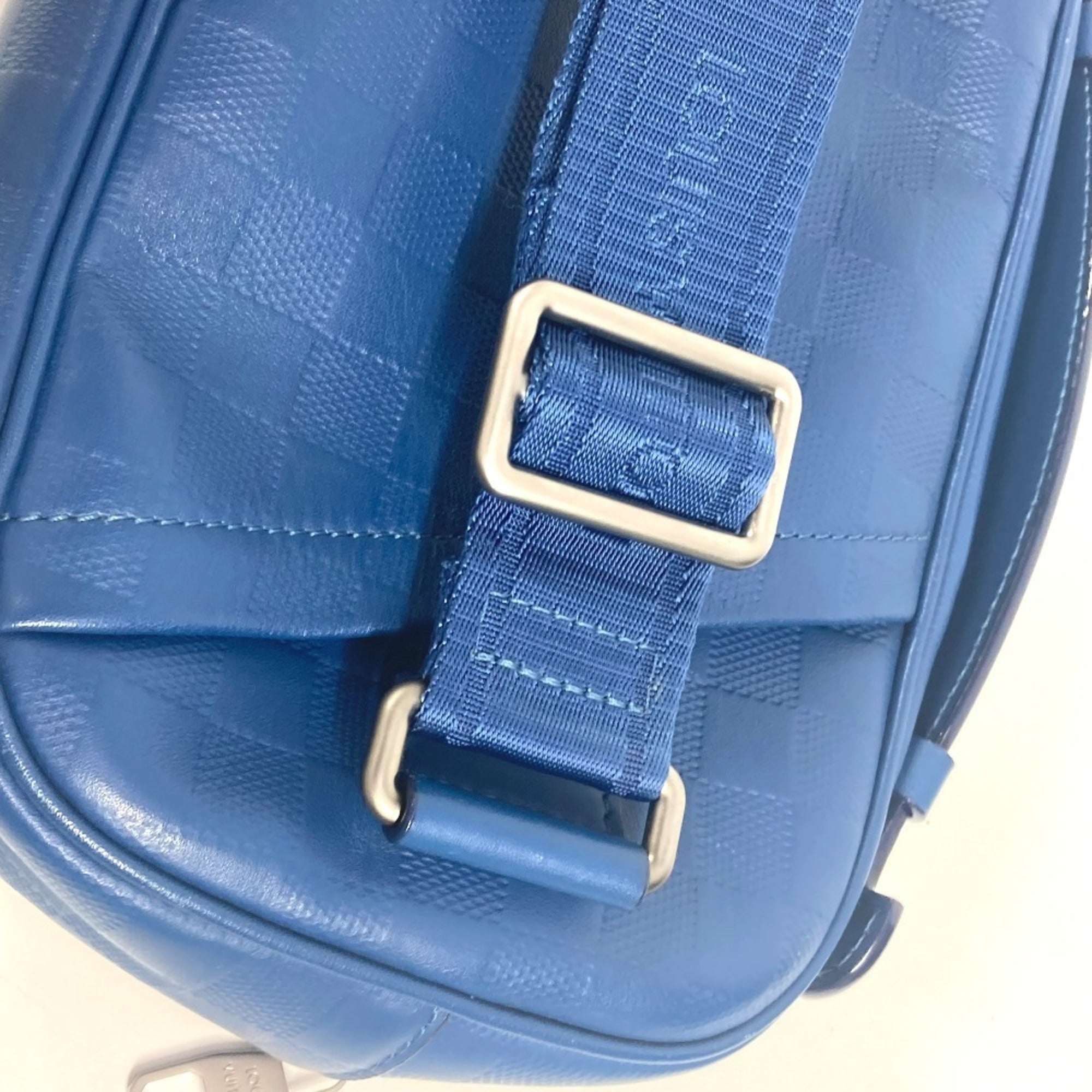 Louis Vuitton Blue Damier Infini Shoulder Bag Sling Bag (Pre-Owned)