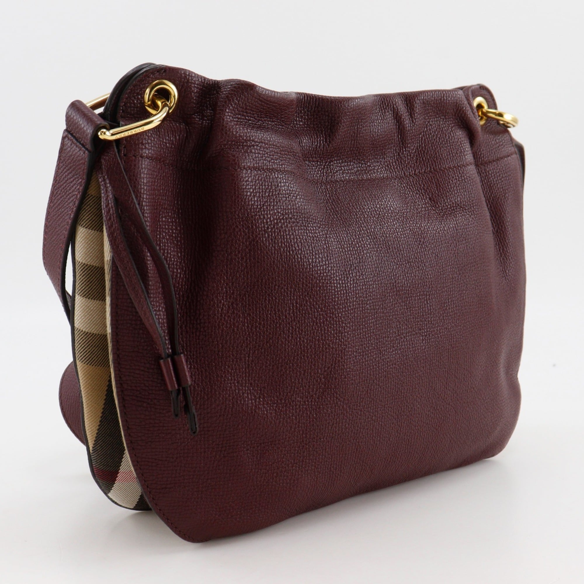 Burberry Bordeaux Red Color Leather Shoulder Bag (Pre-Owned)