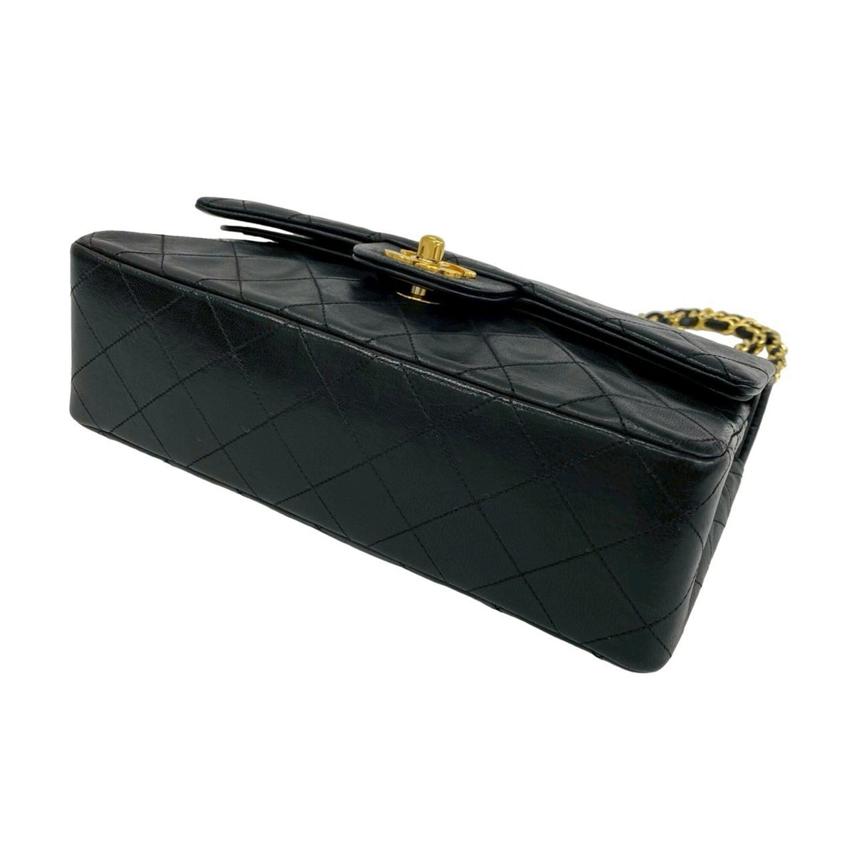 Chanel Black Leather Shoulder Bag (Pre-Owned)
