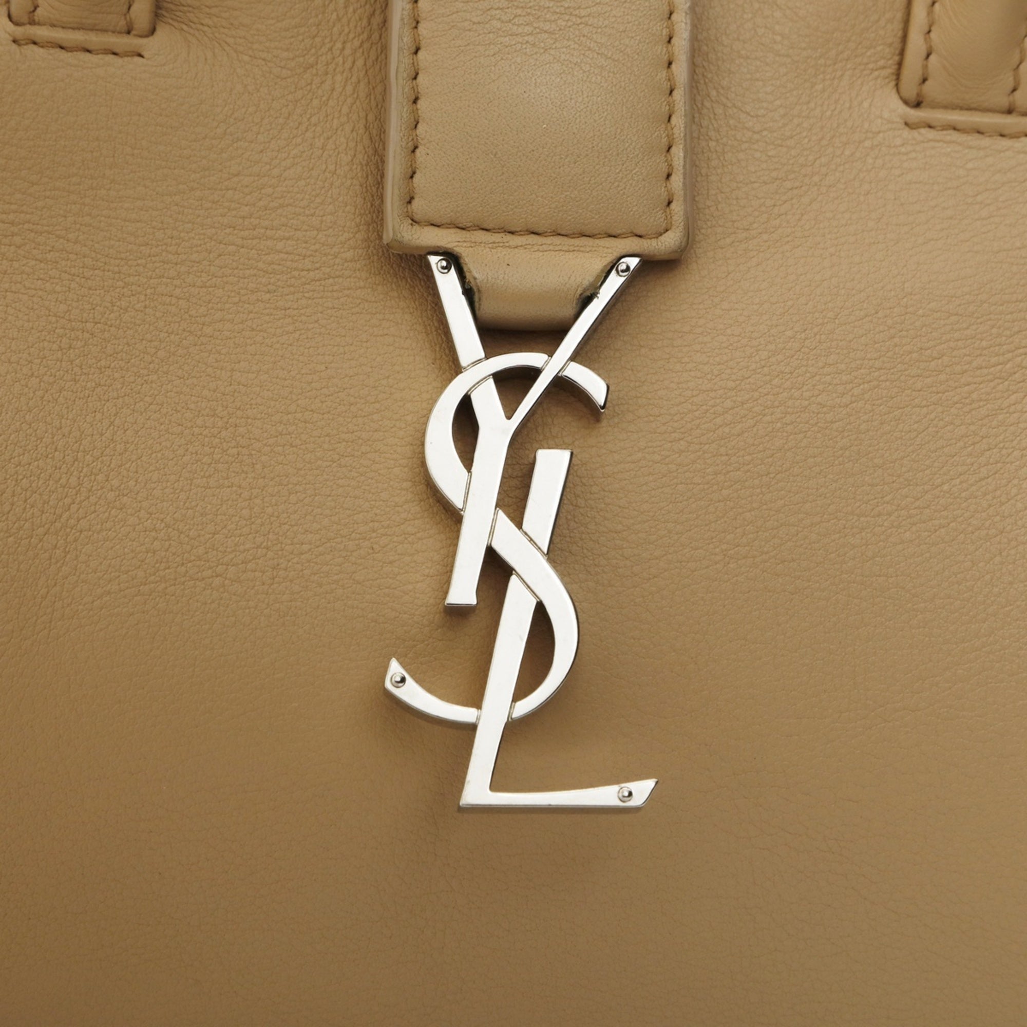 Yves Saint Laurent Beige Handbag (Pre-Owned)