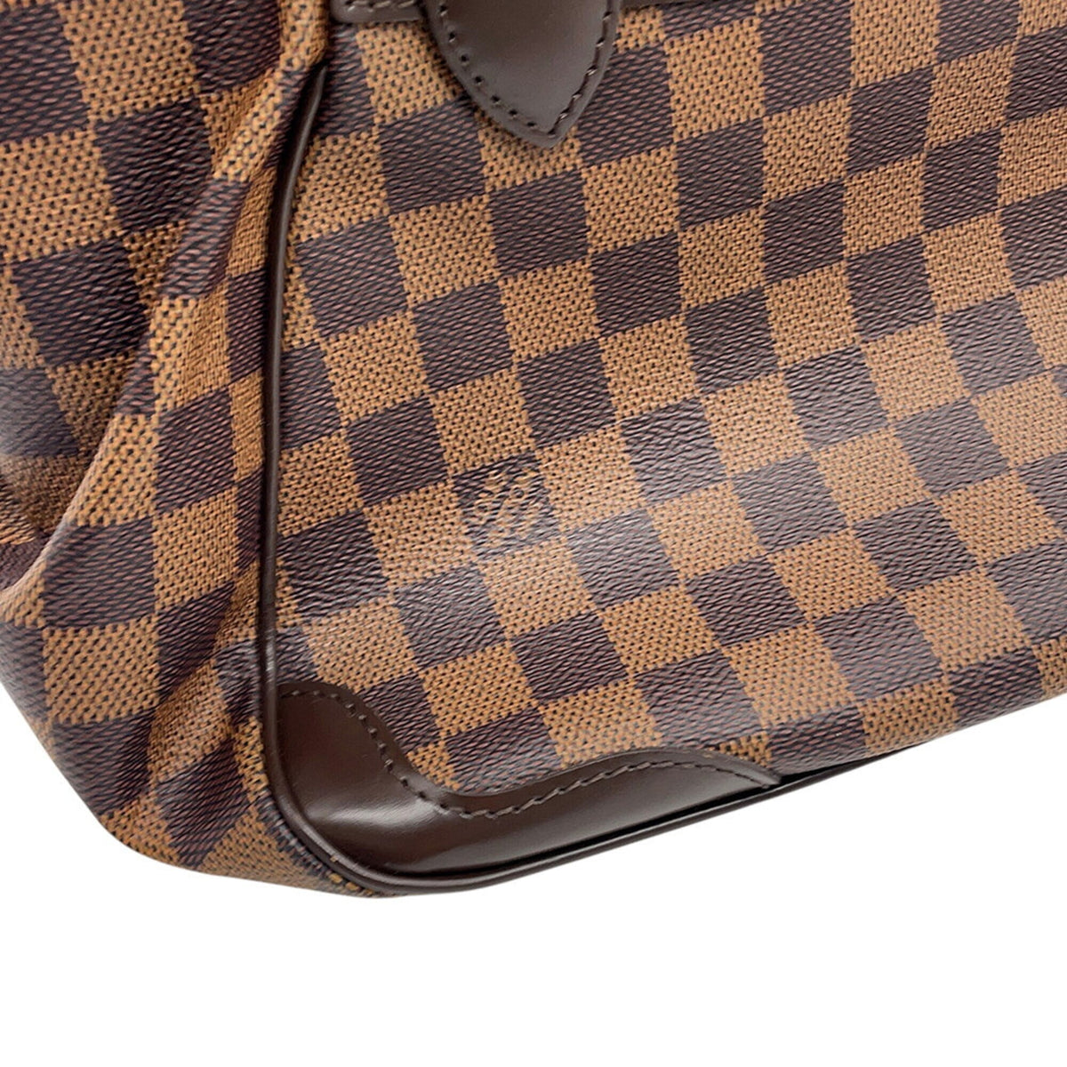 Louis Vuitton Damier Damier Canvas Ebene Red Color Damier Canvas Handbag (Pre-Owned)