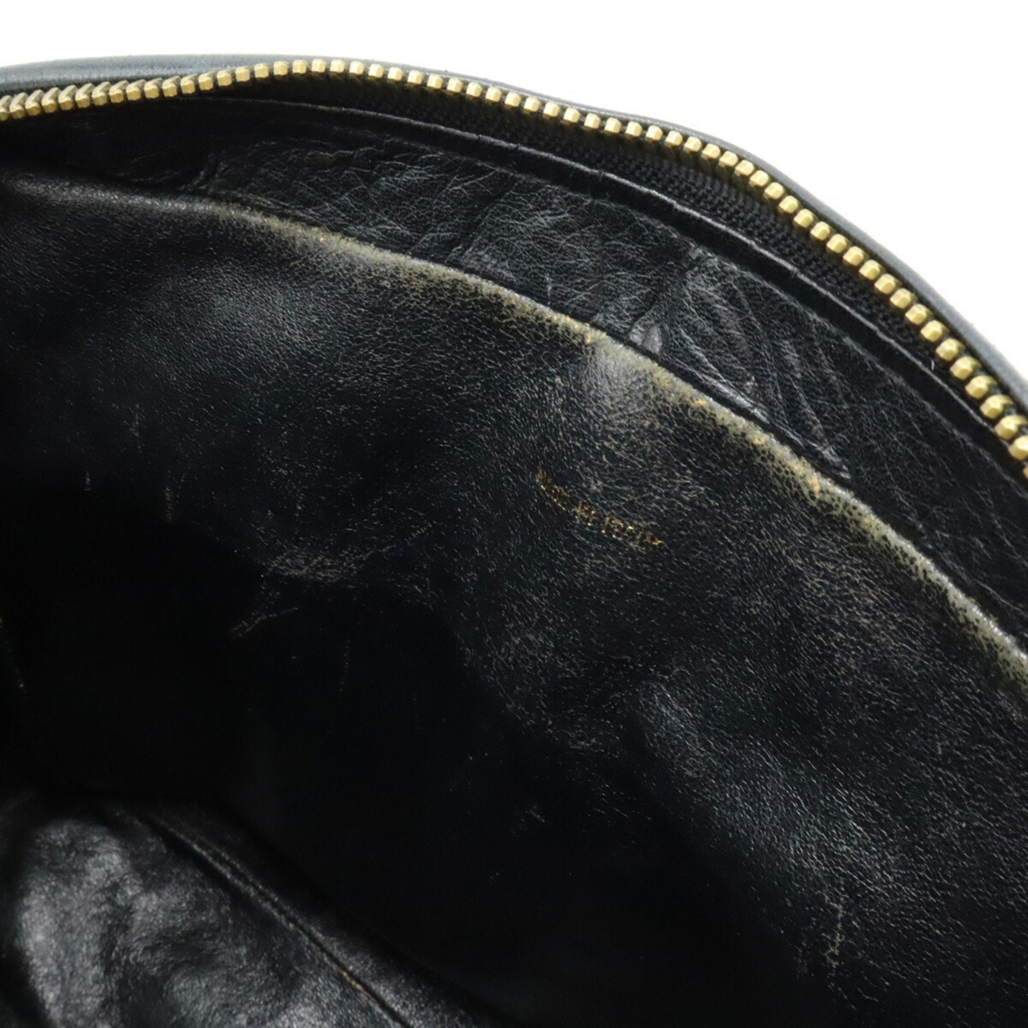 Chanel Black Patent Leather Shoulder Bag (Pre-Owned)