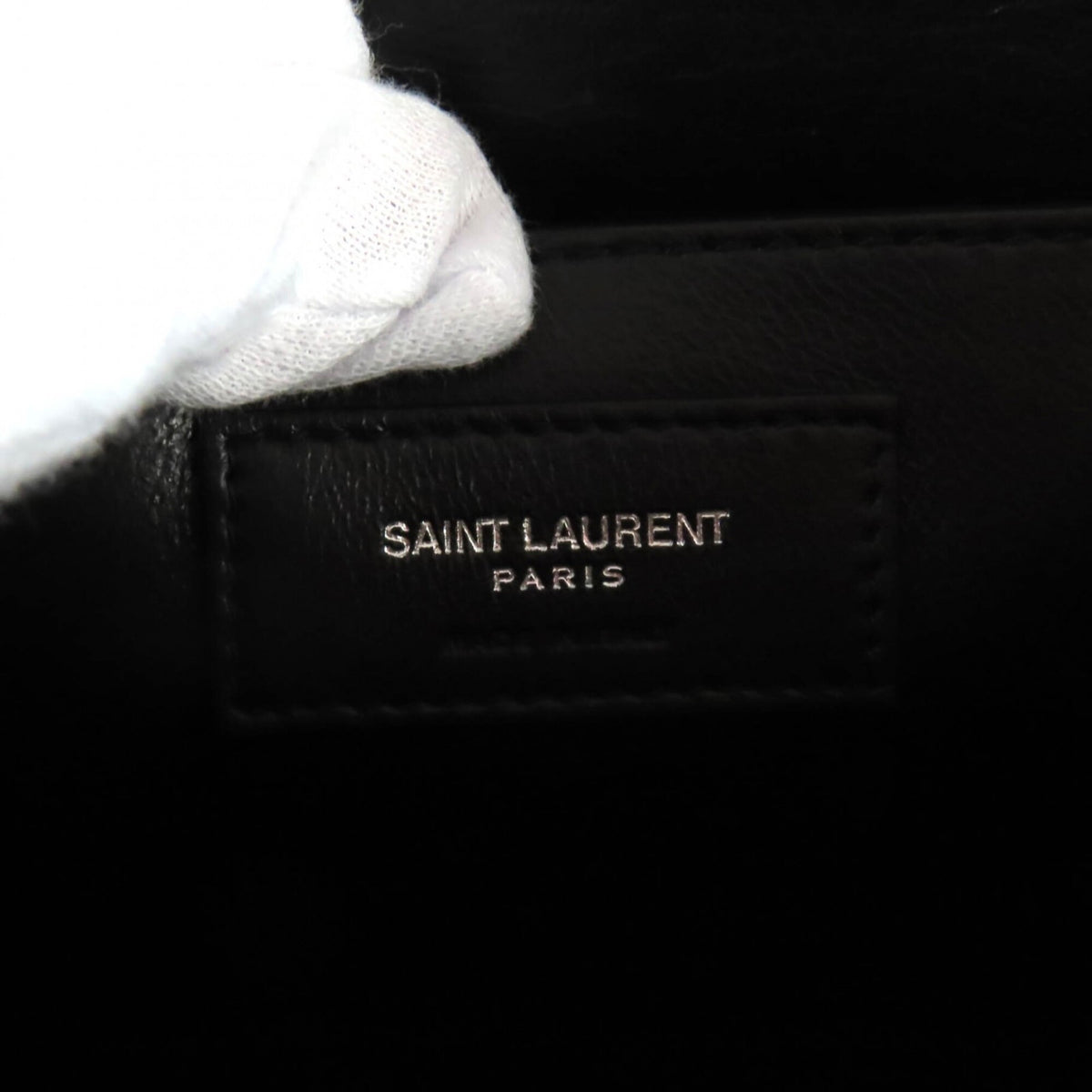 Saint Laurent Black Leather Shoulder Bag (Pre-Owned)