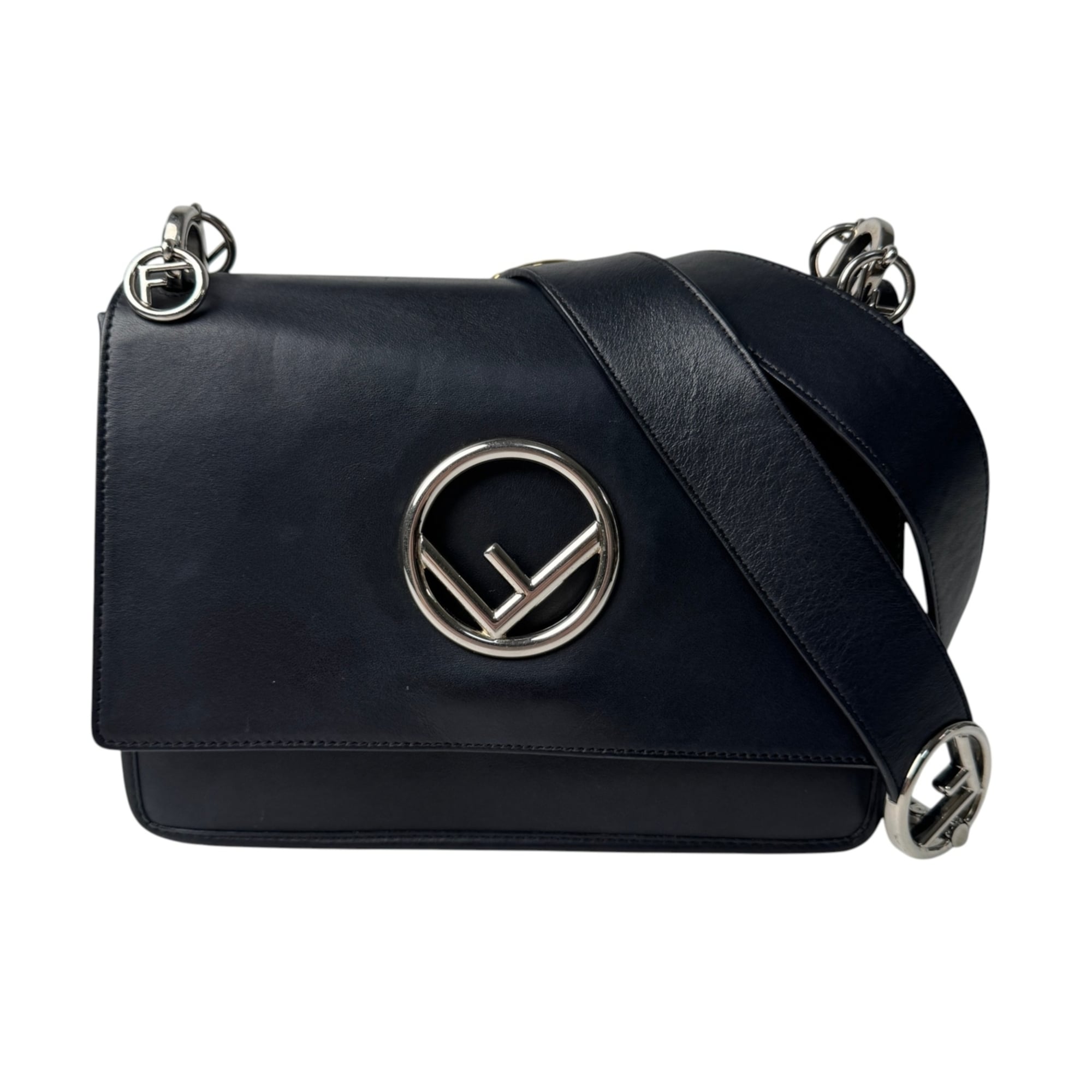 Fendi Black Leather Shoulder Bag (Pre-Owned)