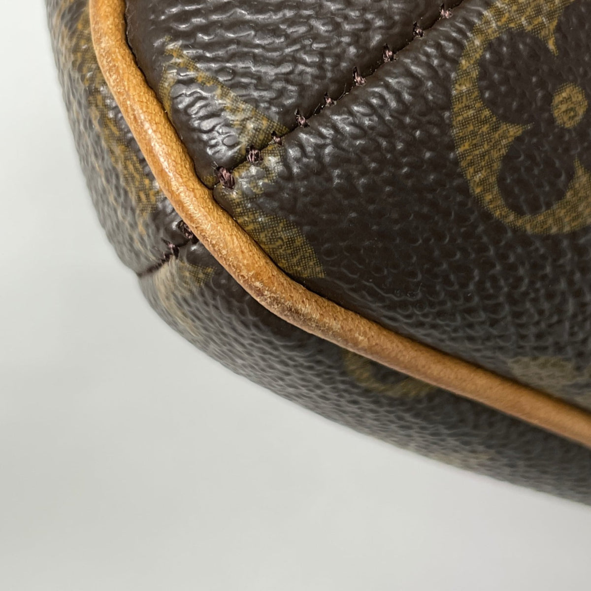 Louis Vuitton Monogram Brown Monogram Shoulder Bag (Pre-Owned)