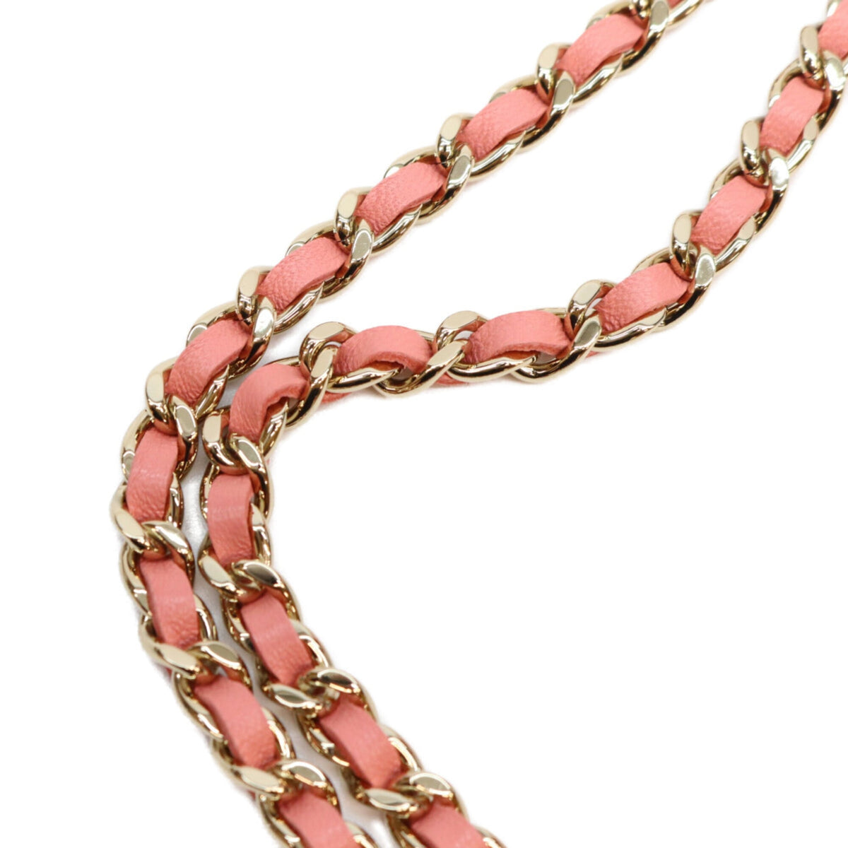 Chanel Pink Leather Shoulder Bag (Pre-Owned)