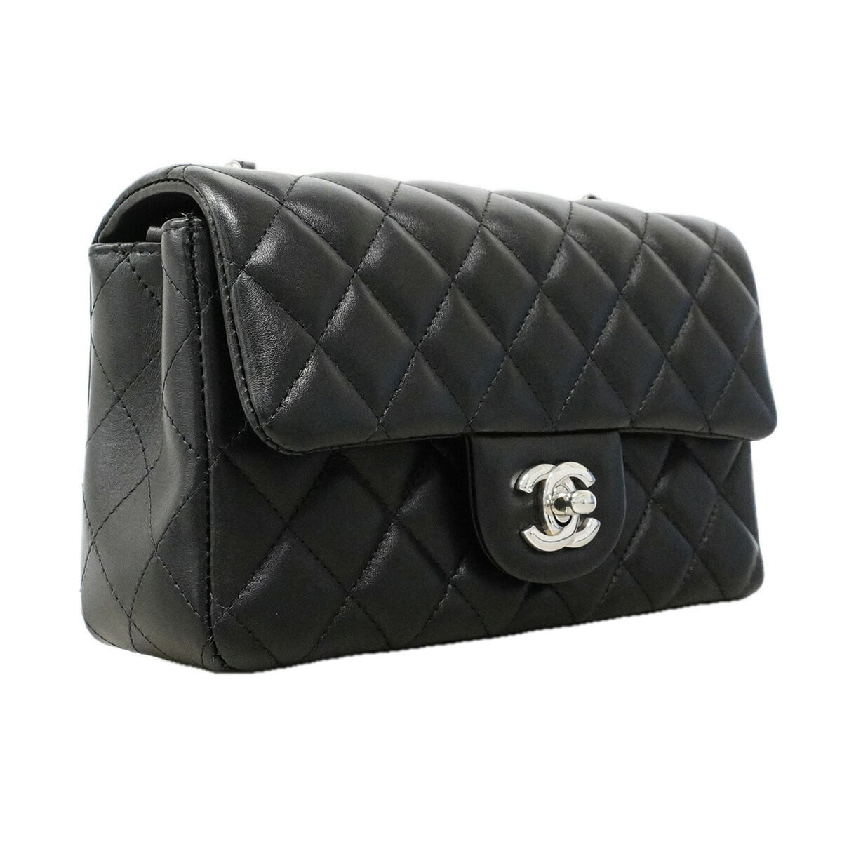 Chanel Black Leather Shoulder Bag (Pre-Owned)