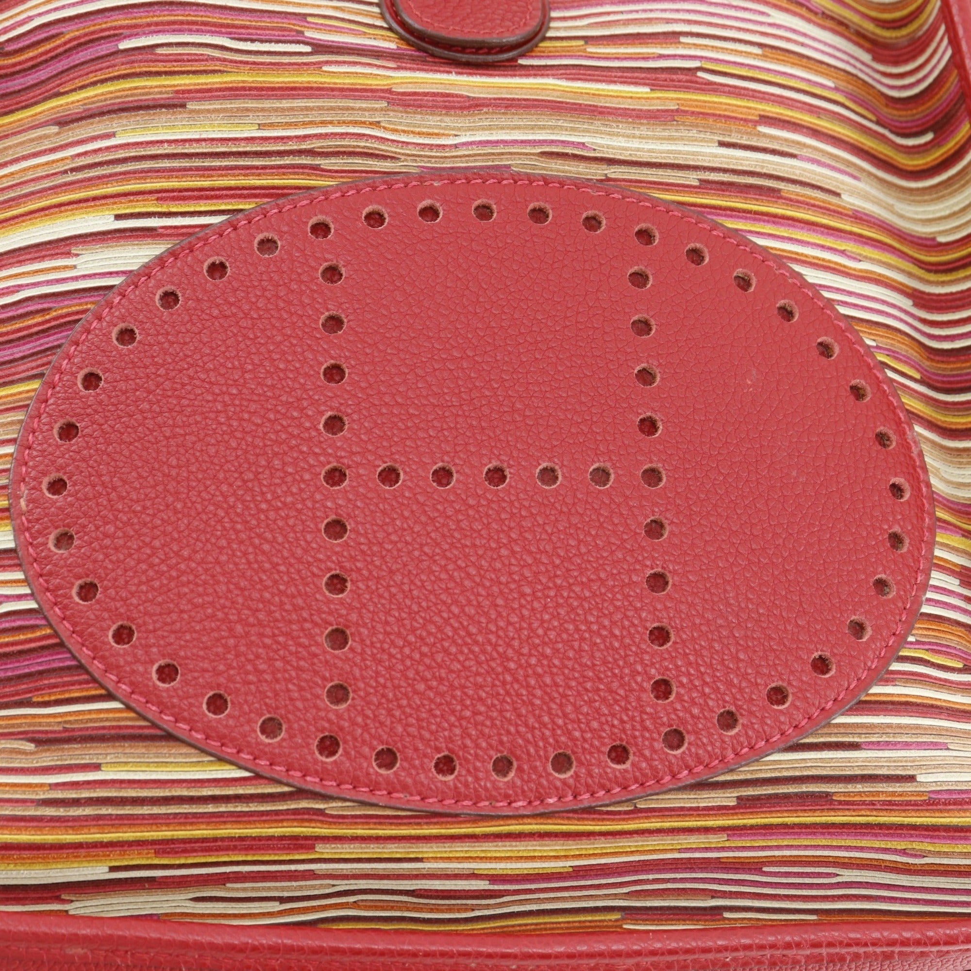 Hermes Evelyne Red Color Vibrato Leather Shoulder Bag (Pre-Owned)