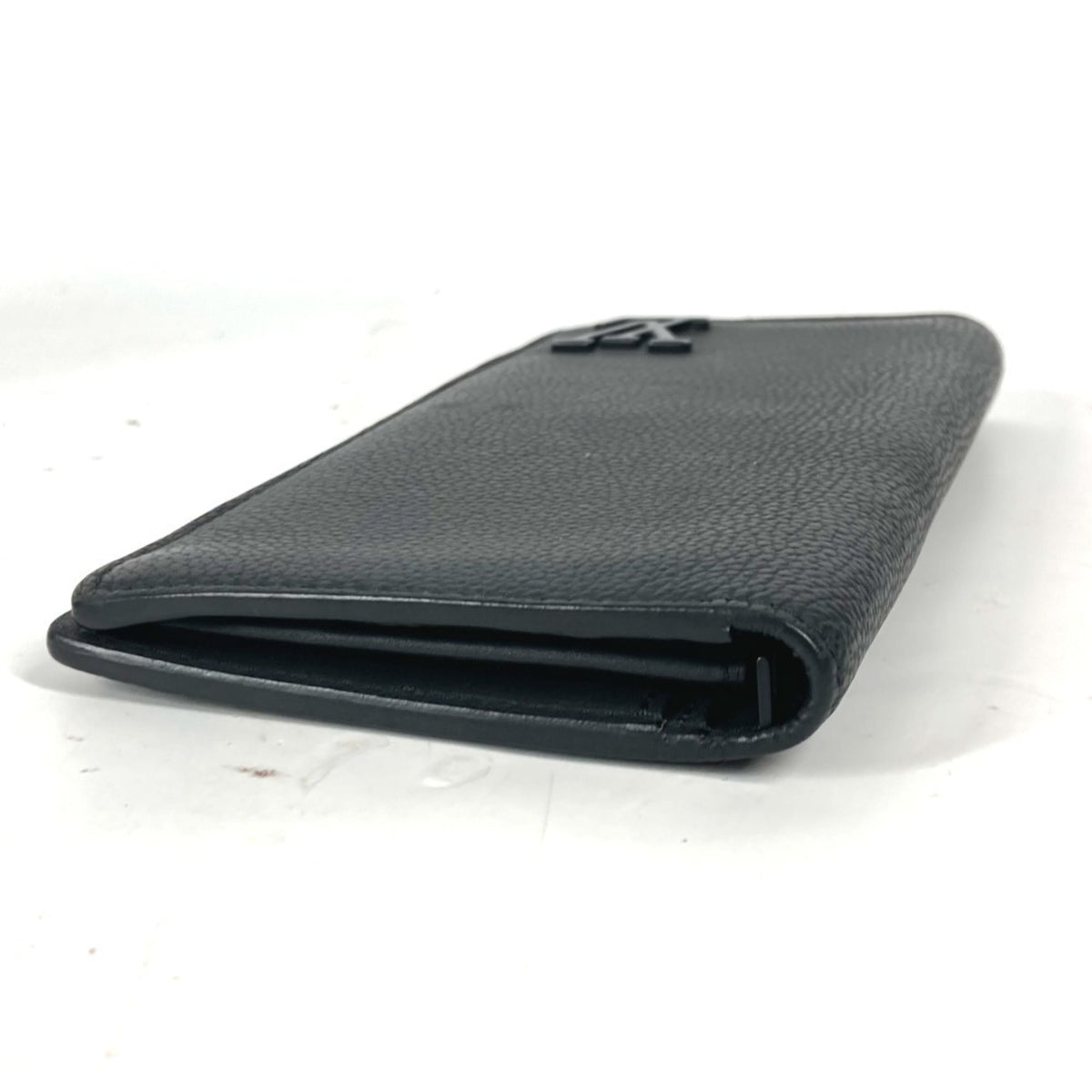 Louis Vuitton Black Leather Long Wallet (Bi-Fold) (Pre-Owned)