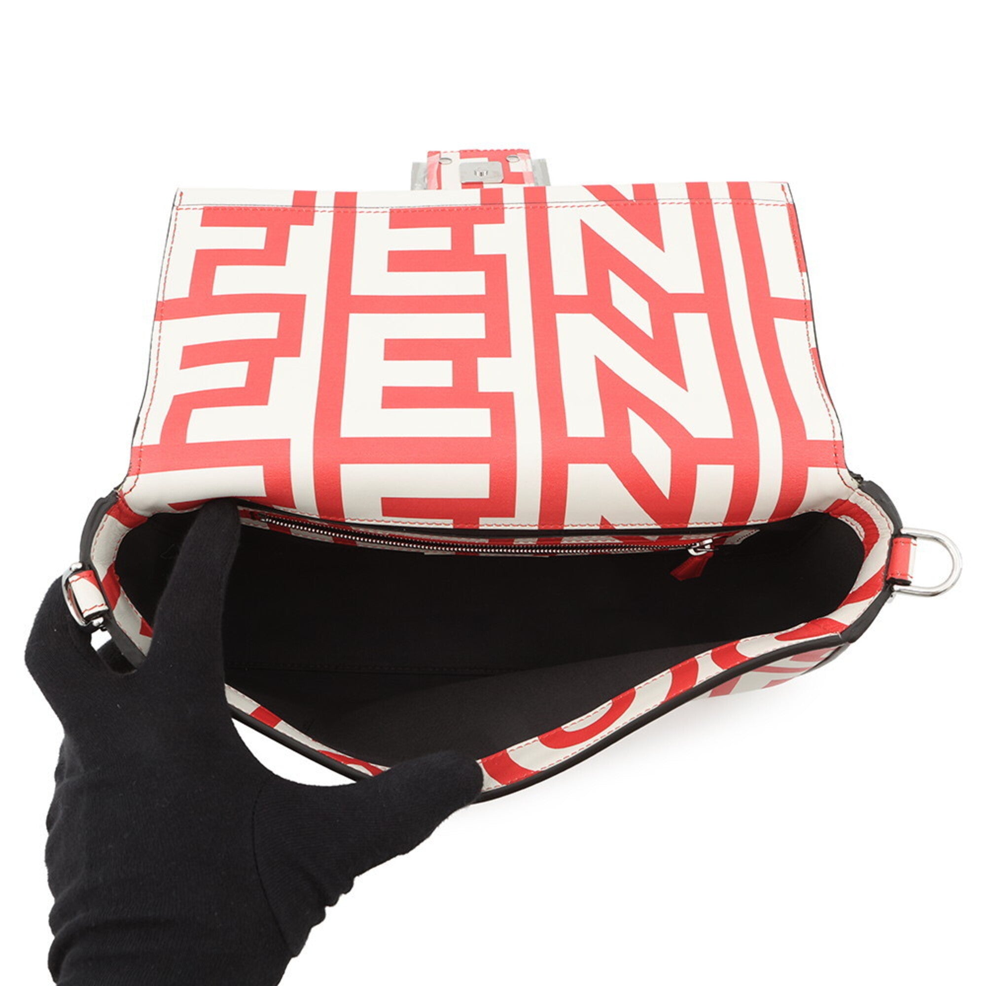 Fendi Red Color White Leather Handbag (Pre-Owned)