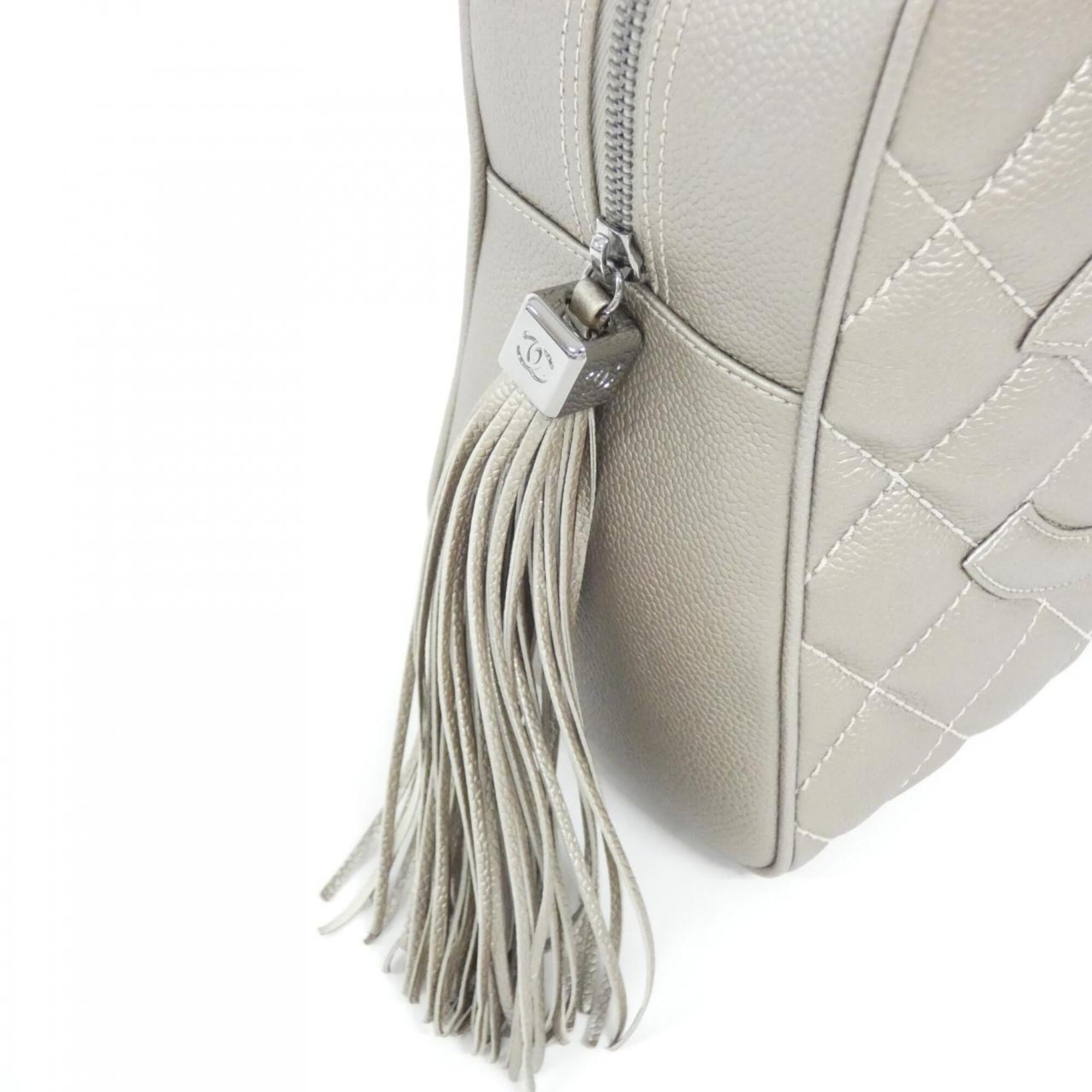 Chanel Silver Grained Calfskin Handbag (Pre-Owned)