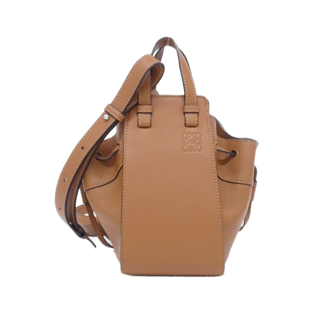 Loewe Brown Leather Shoulder Bag (Pre-Owned)