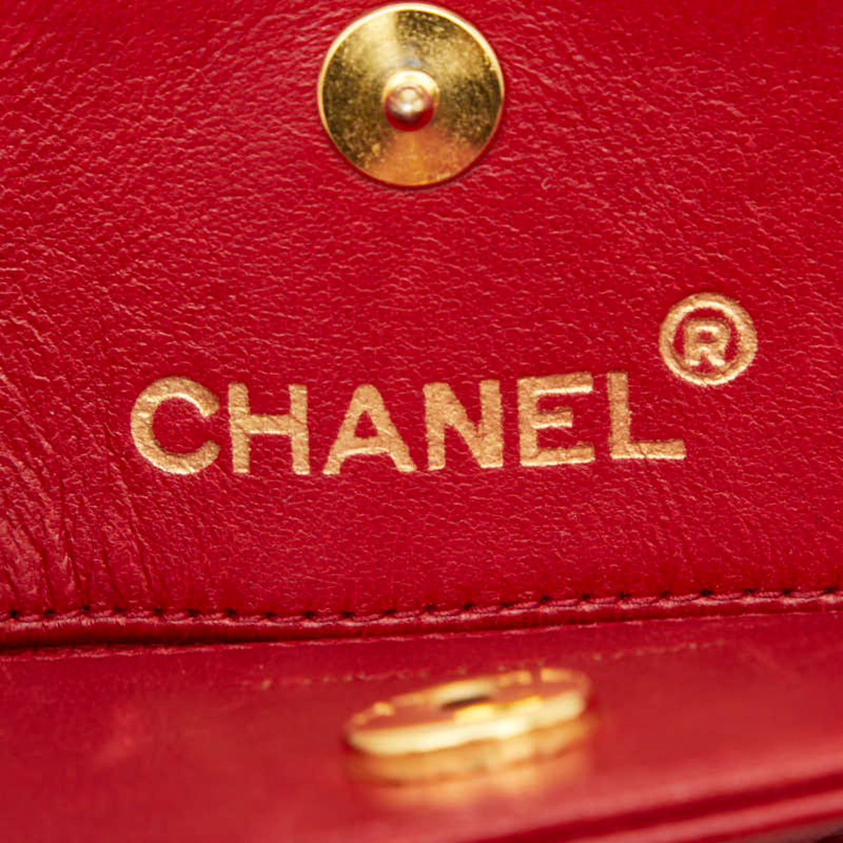 Chanel Red Color Leather Handbag Shoulder Bag (Pre-Owned)