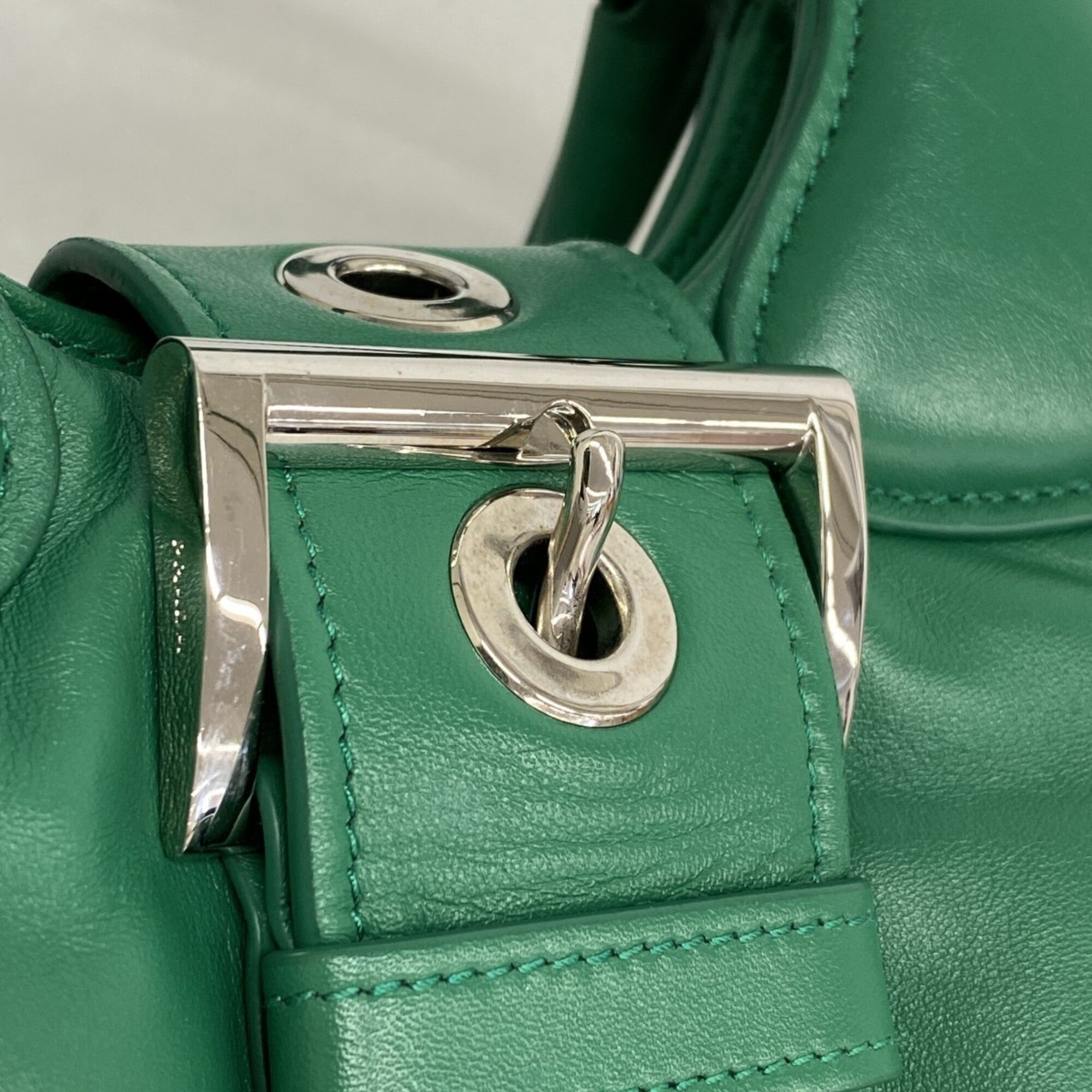 Prada Green Leather Handbag (Pre-Owned)