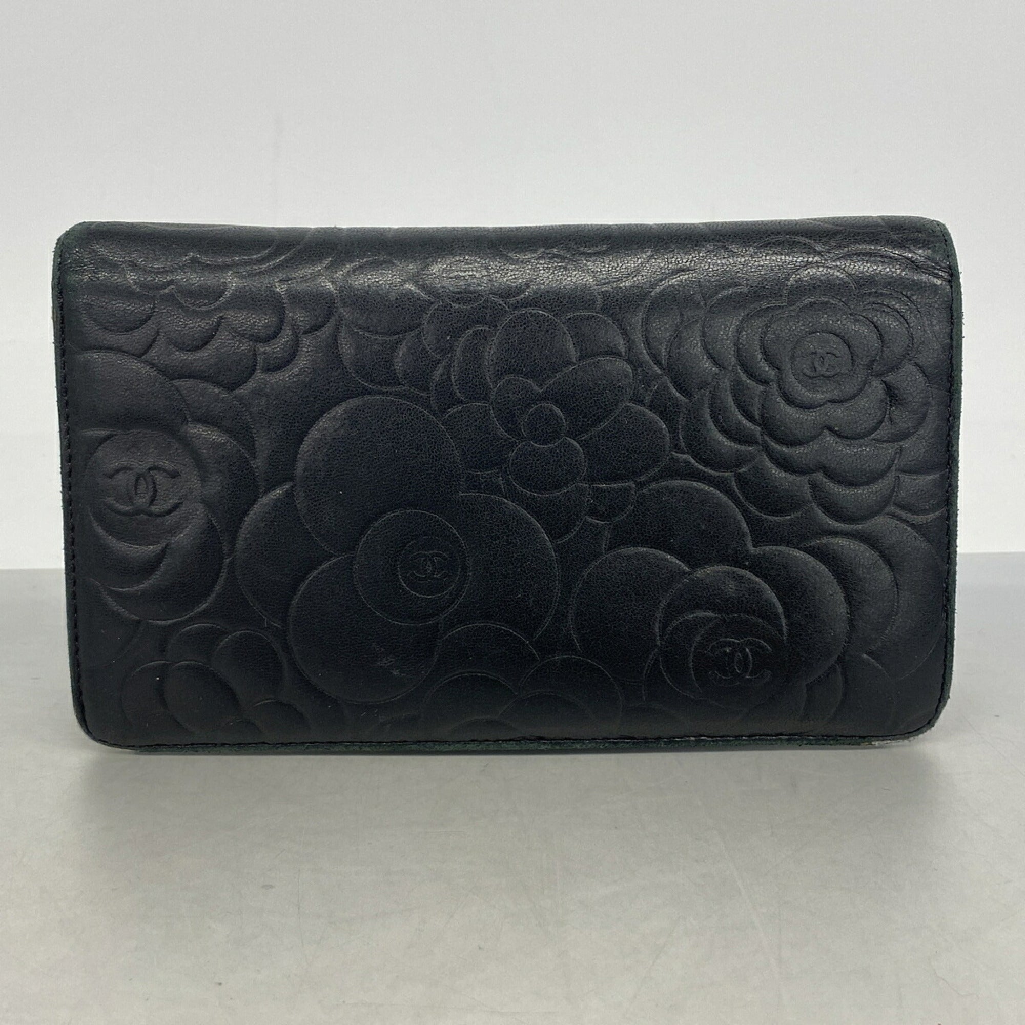 Chanel Black Leather Long Wallet (Bi-Fold) (Pre-Owned)