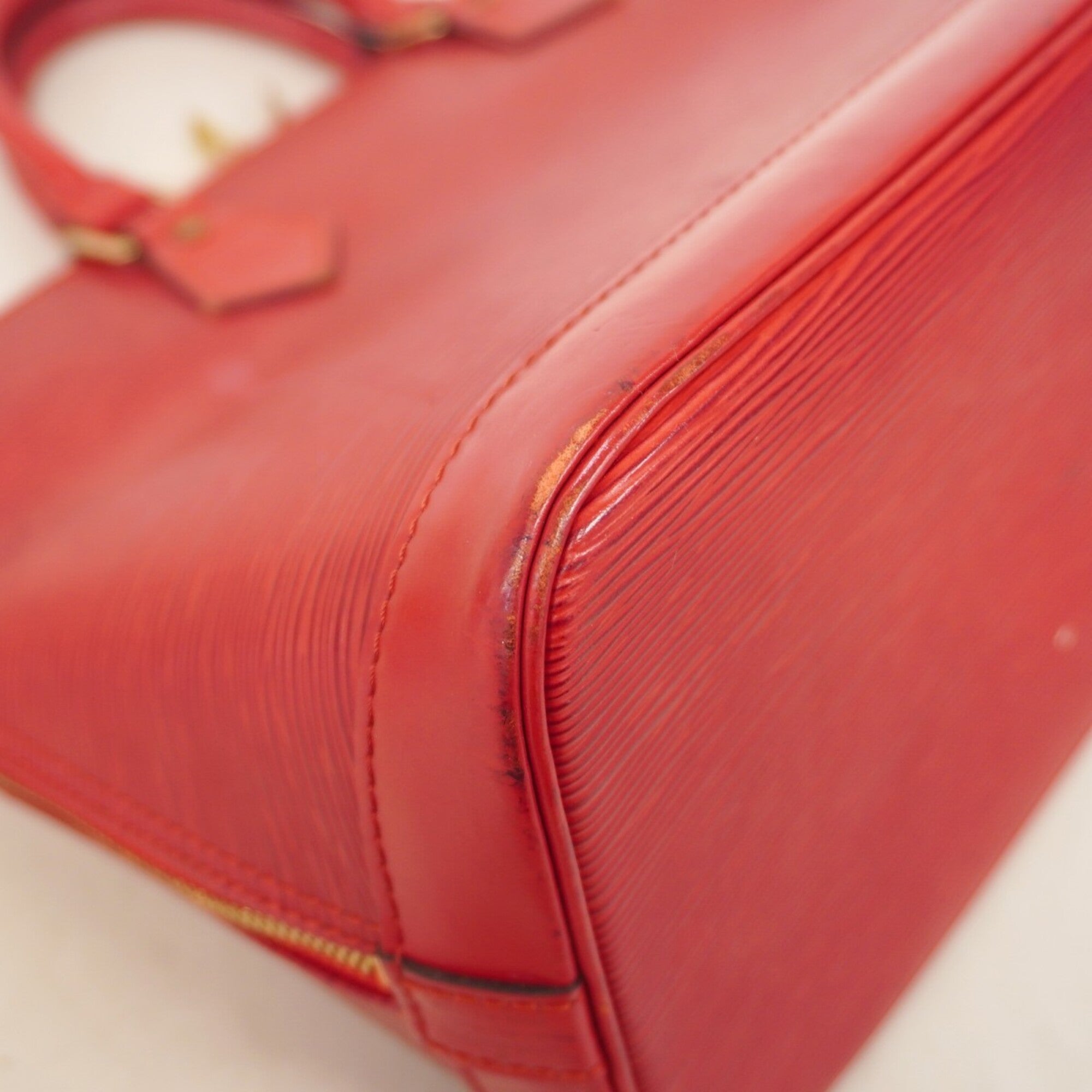Louis Vuitton Castilian Red Handbag (Pre-Owned)
