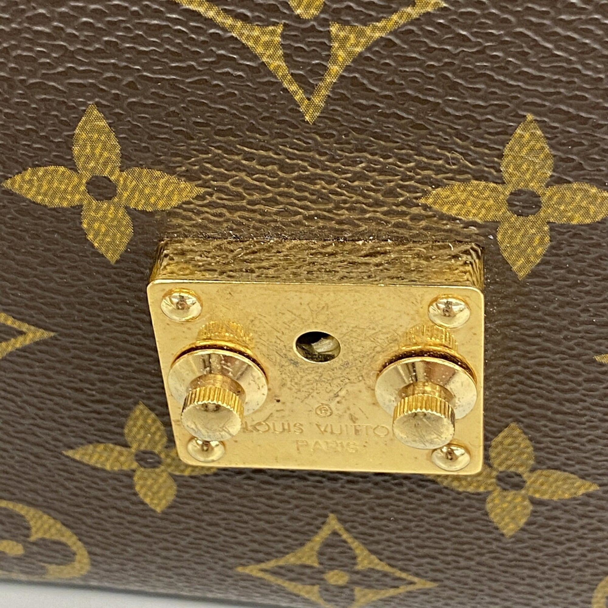 Louis Vuitton Brown Handbag (Pre-Owned)