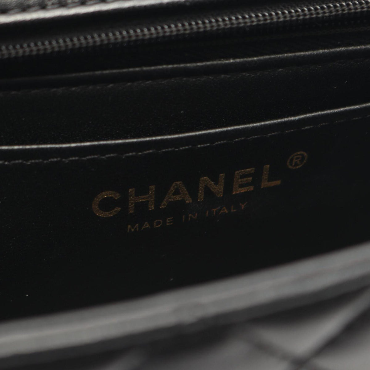 Chanel Black Leather Handbag Shoulder Bag (Pre-Owned)