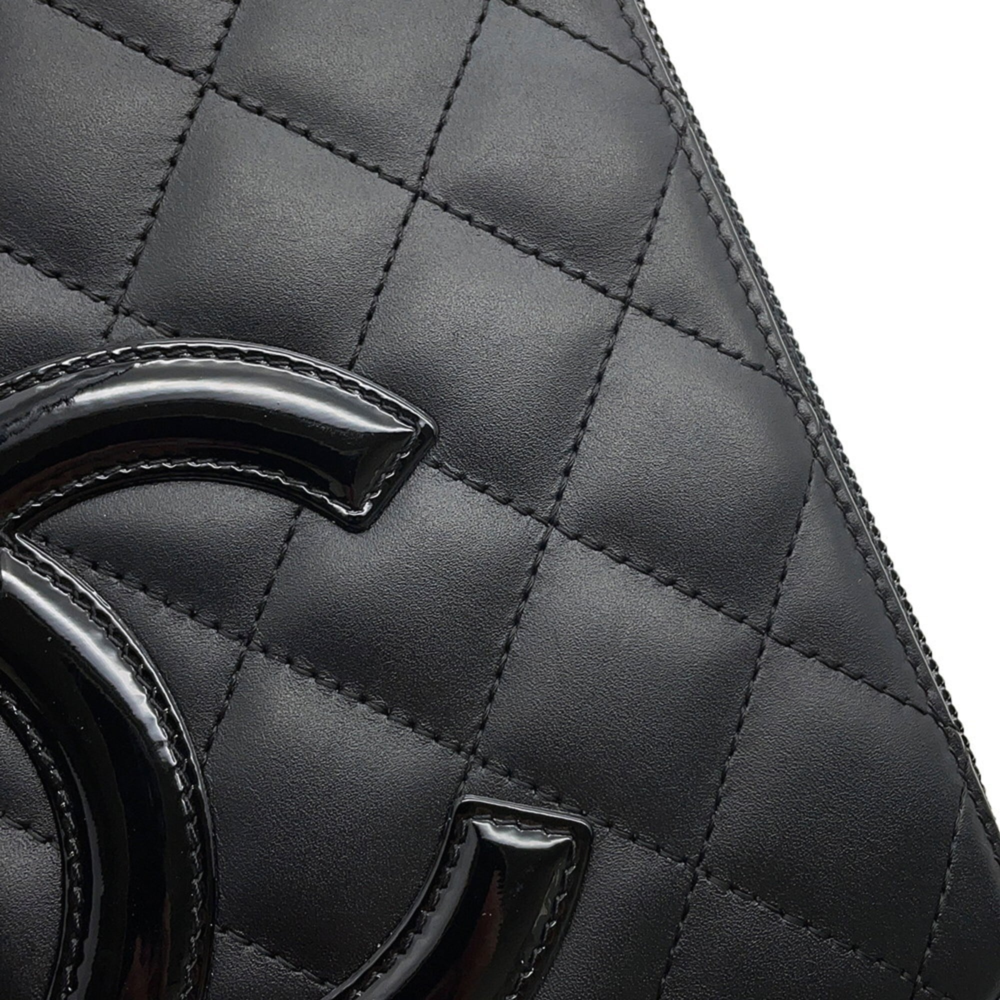 Chanel Black Leather Long Wallet (Bi-Fold) (Pre-Owned)