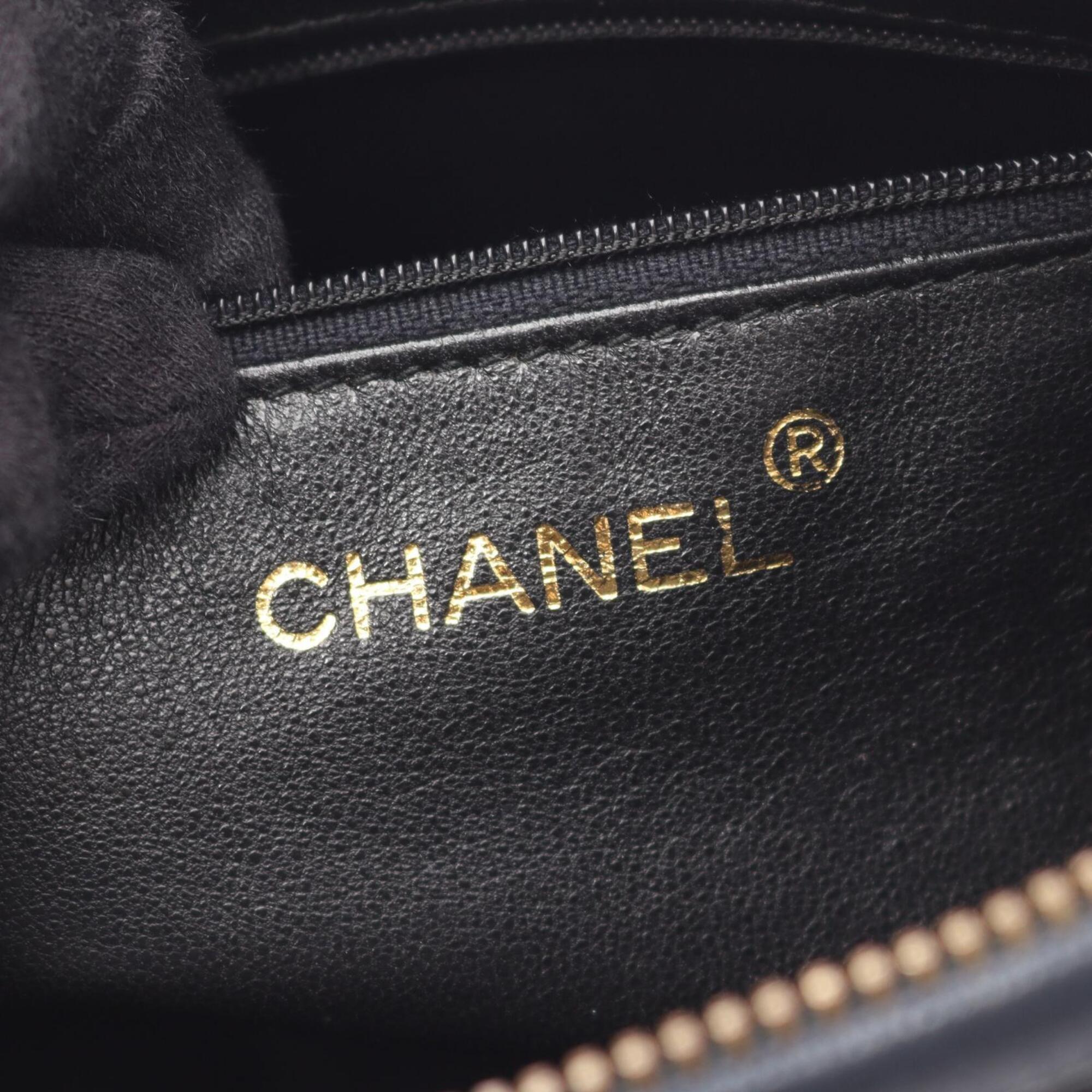 Chanel Black Leather Handbag Shoulder Bag (Pre-Owned)