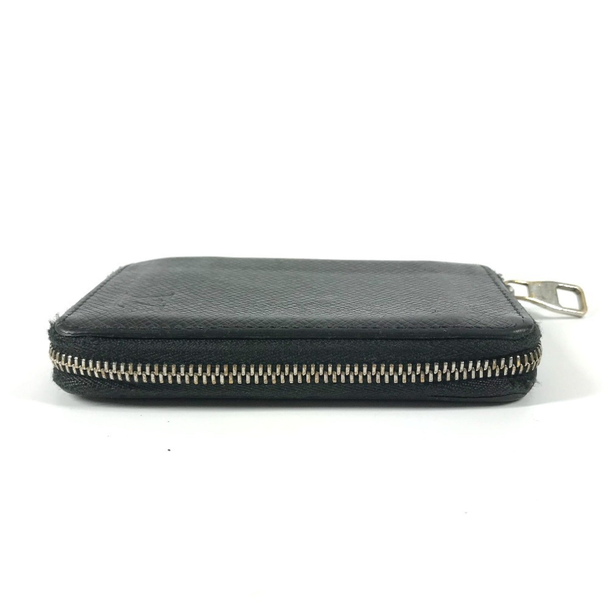 Louis Vuitton Taiga Ardoise Black Taiga Leather Coin Purse/Coin Case (Pre-Owned)