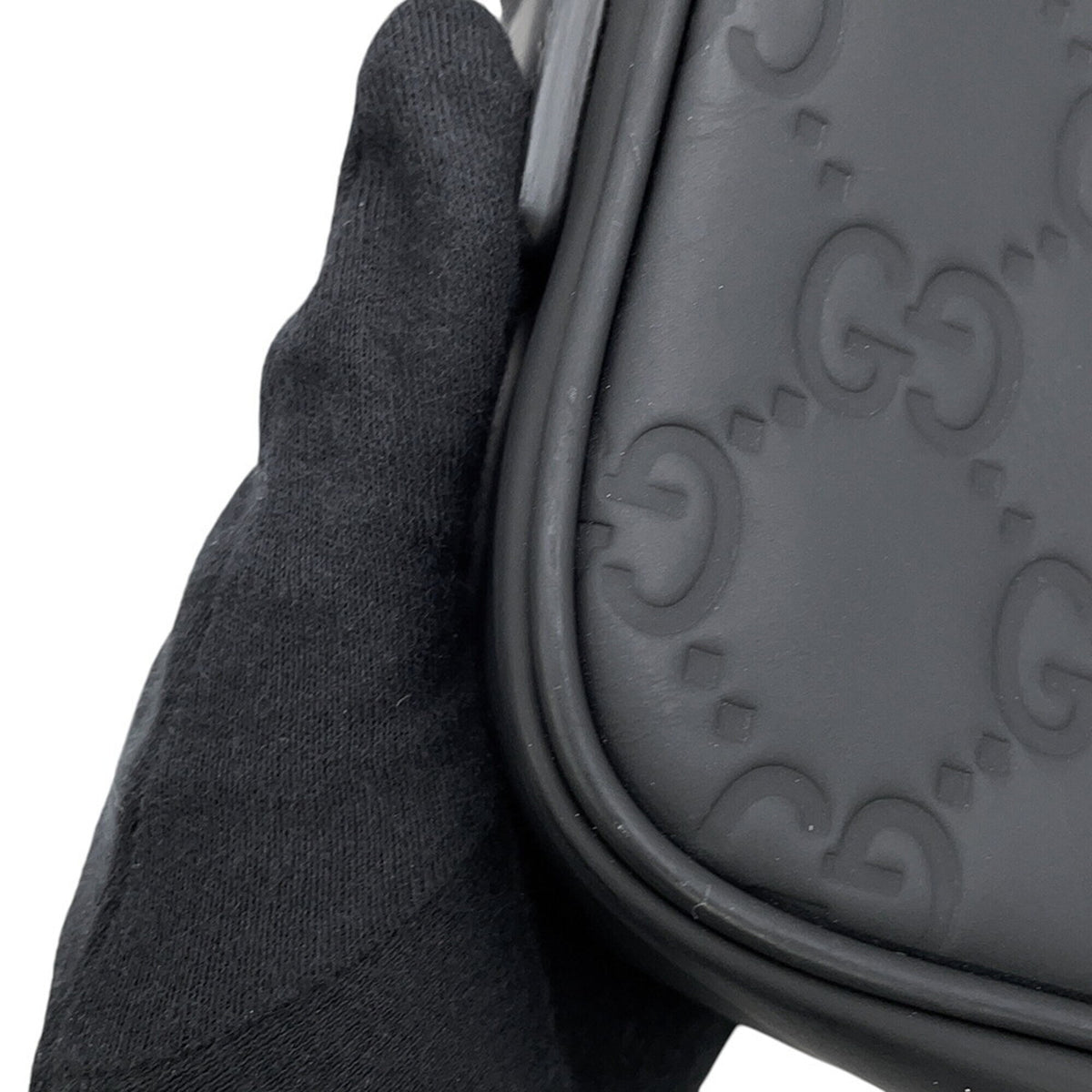 Gucci Black Rubber Canvas Shoulder Bag (Pre-Owned)