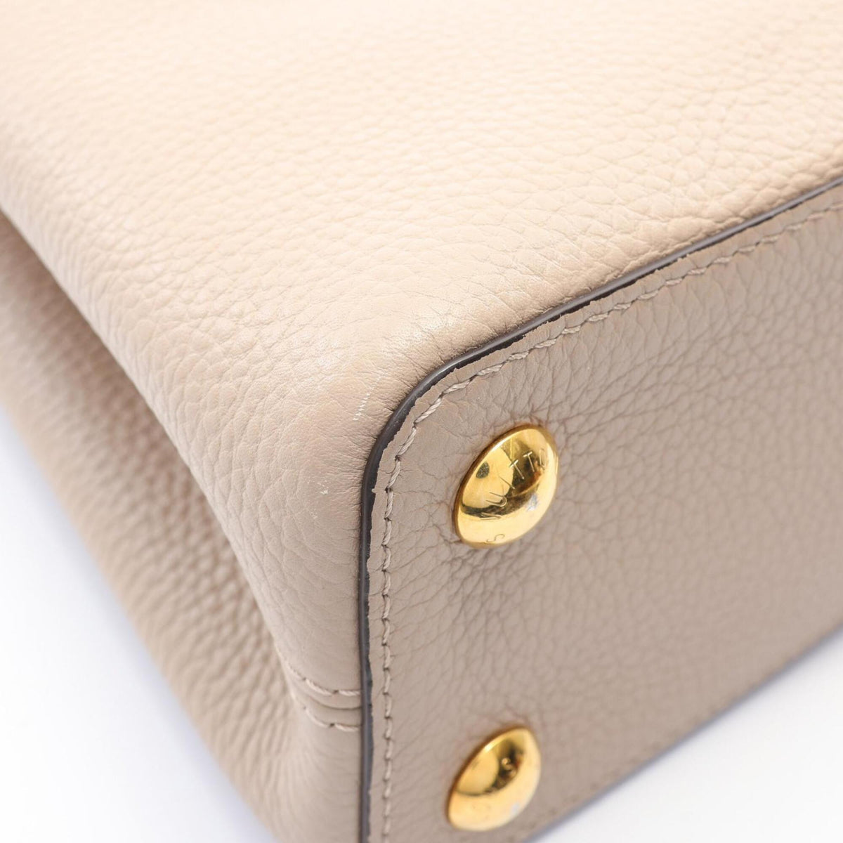 Louis Vuitton Beige Leather Handbag (Pre-Owned)